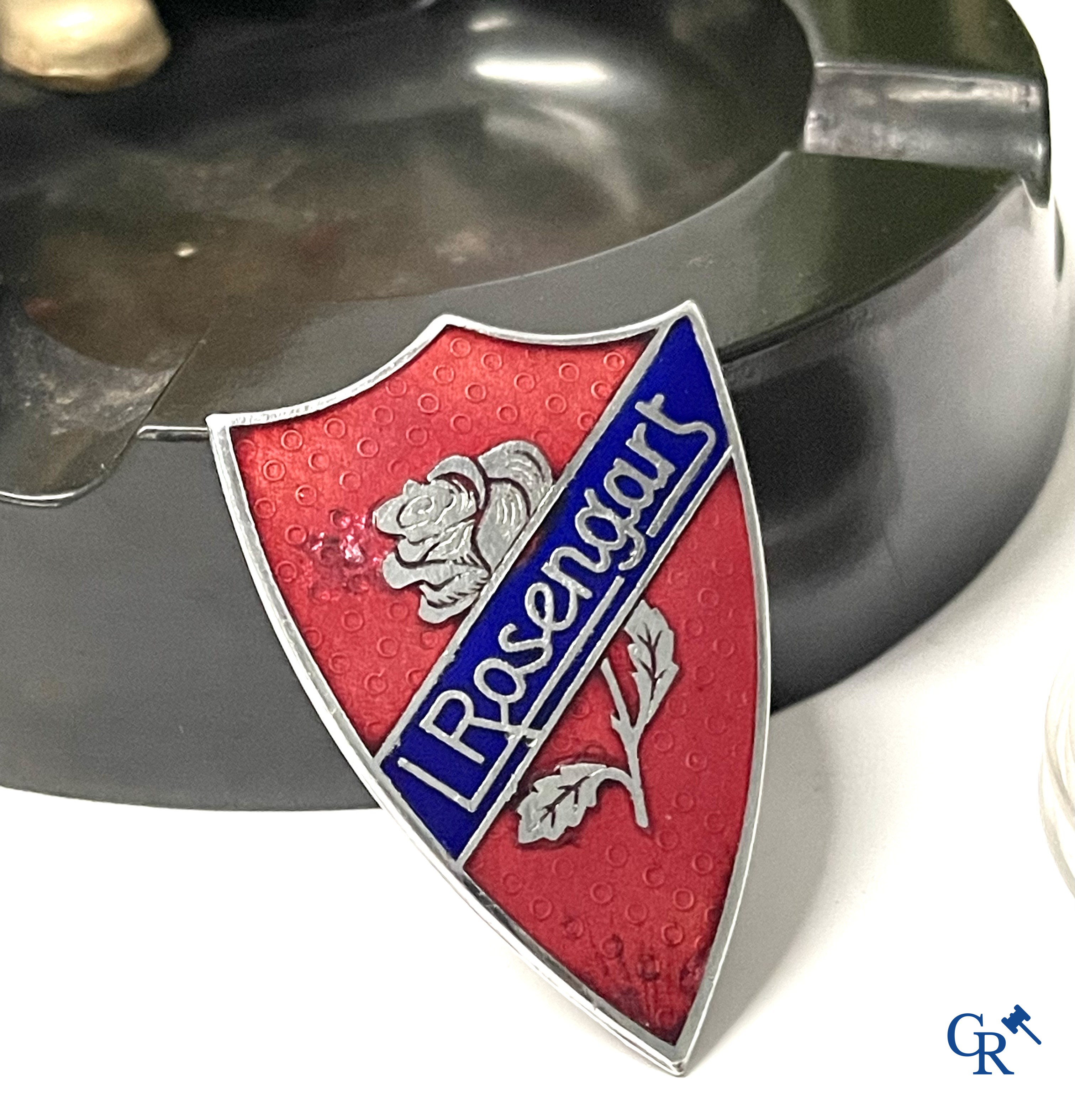 Automobilia, een kavel met diverse verzamelobjecten, Michelin, Castrol, Citroën, Rosengart, BP, enz.