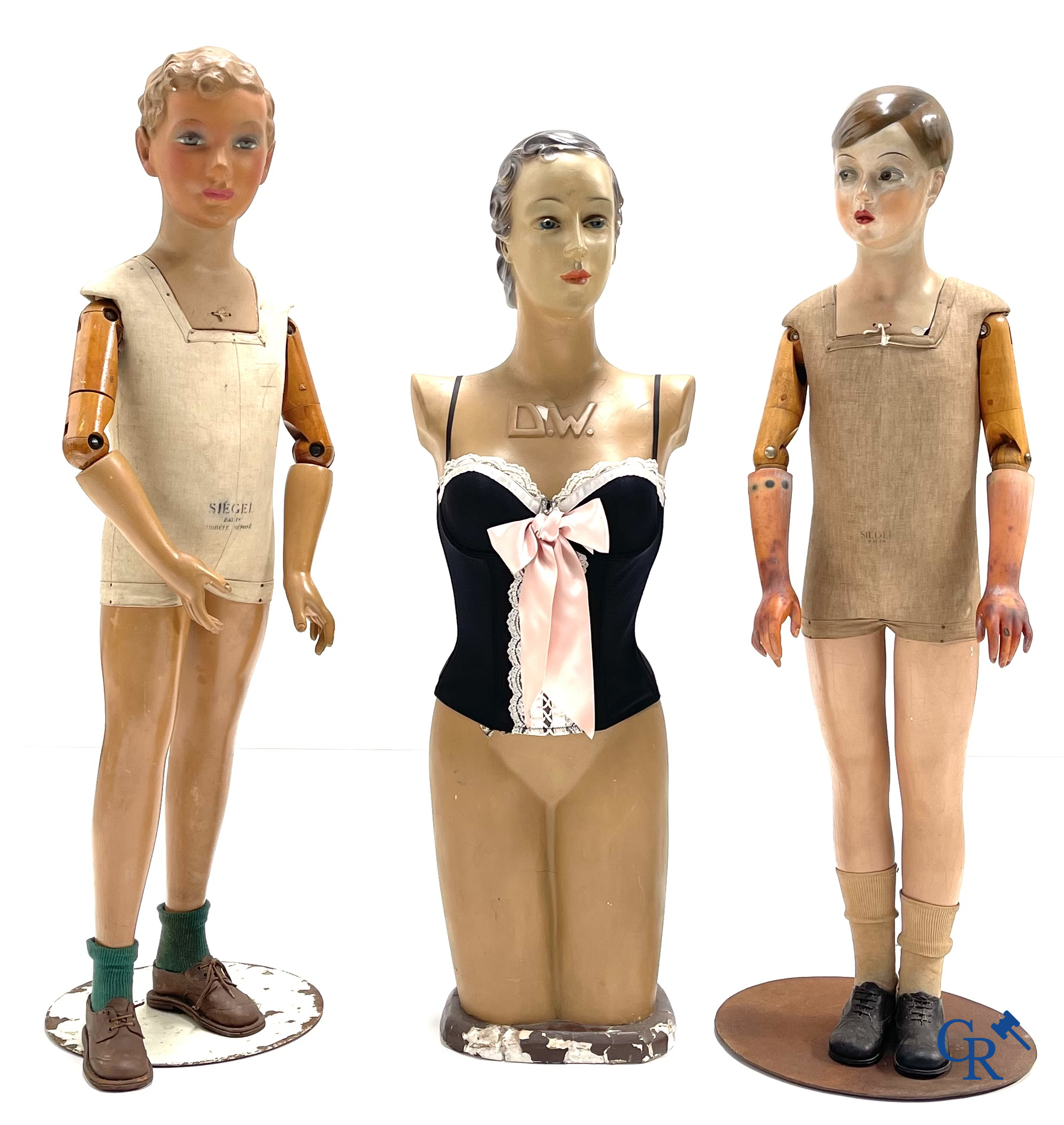 Art Deco, A large publicity bust in plaster for corset factory De Waele in Schellebelle. 1930's.