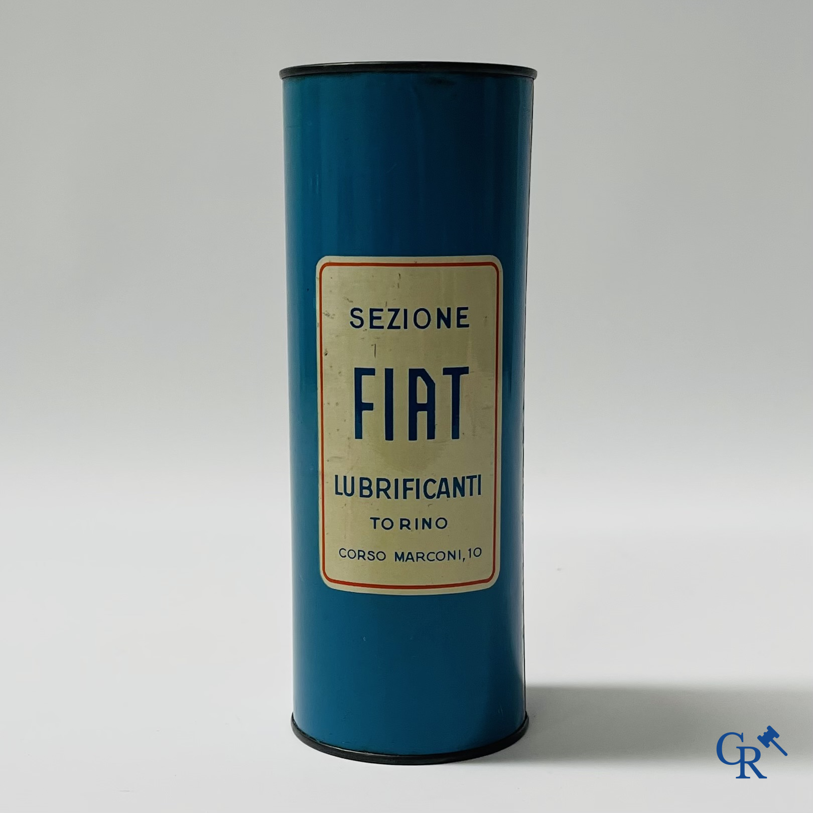 OlioFiat Turin. Oil can of the brand Fiat, department of lubricants for cars.