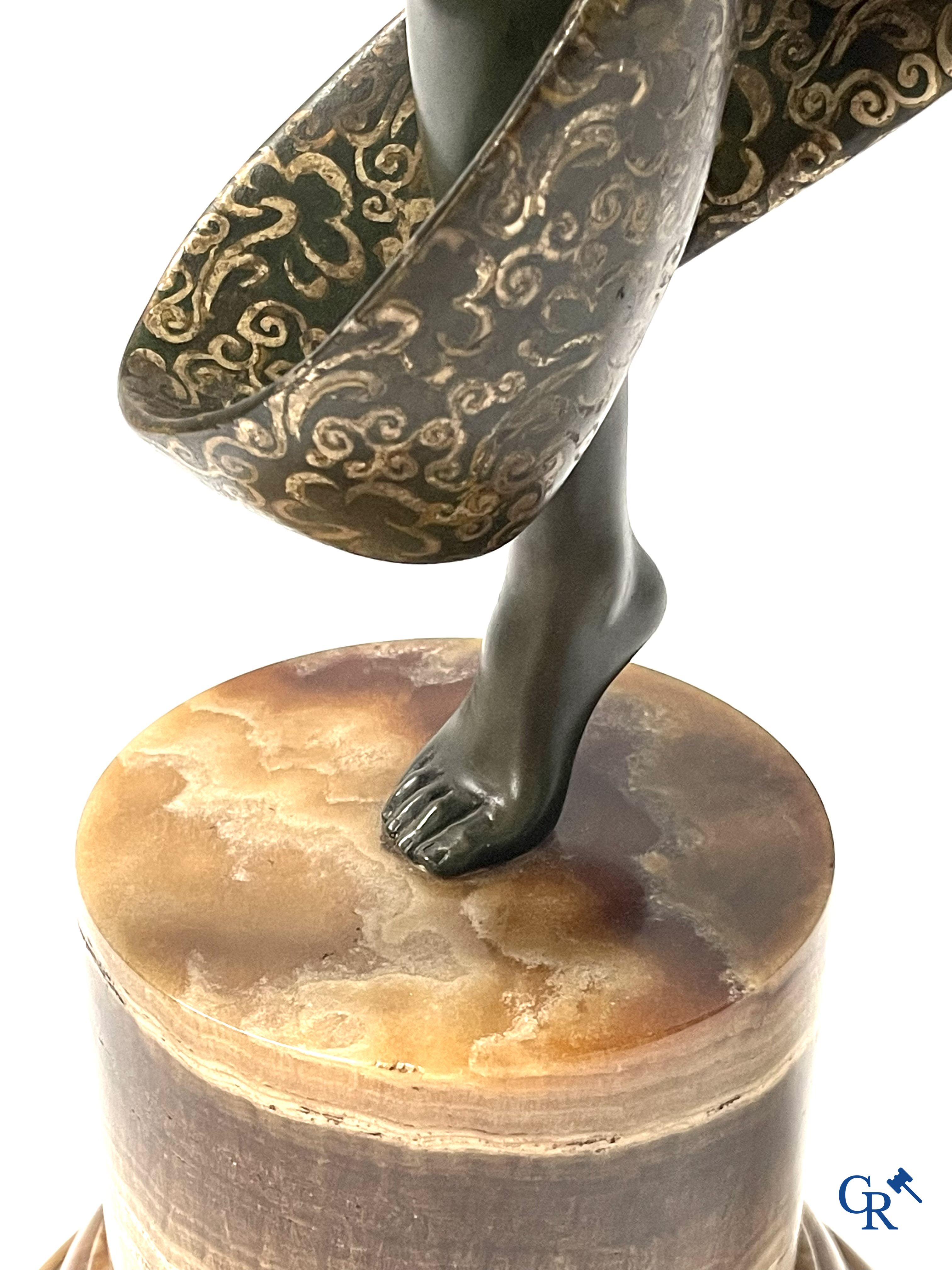 Fanny Rozet (1881-1921), Art Deco sculpture in patinated and damascened bronze. Signed.