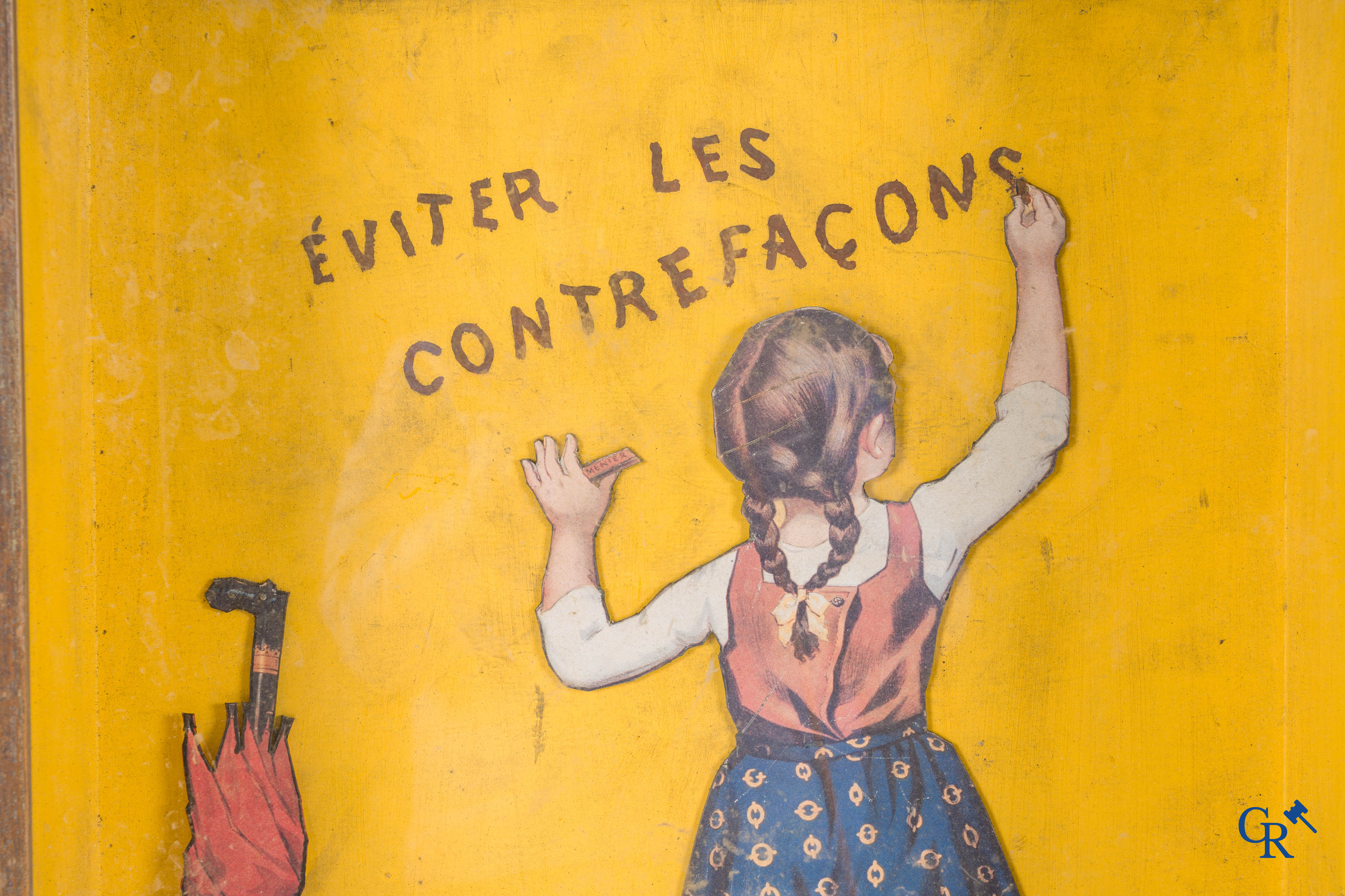 Chocolat Menier, Mooie publiciteits vitrine in reliëf voor Menier chocolade, waarschijnlijk artisanale makelij.