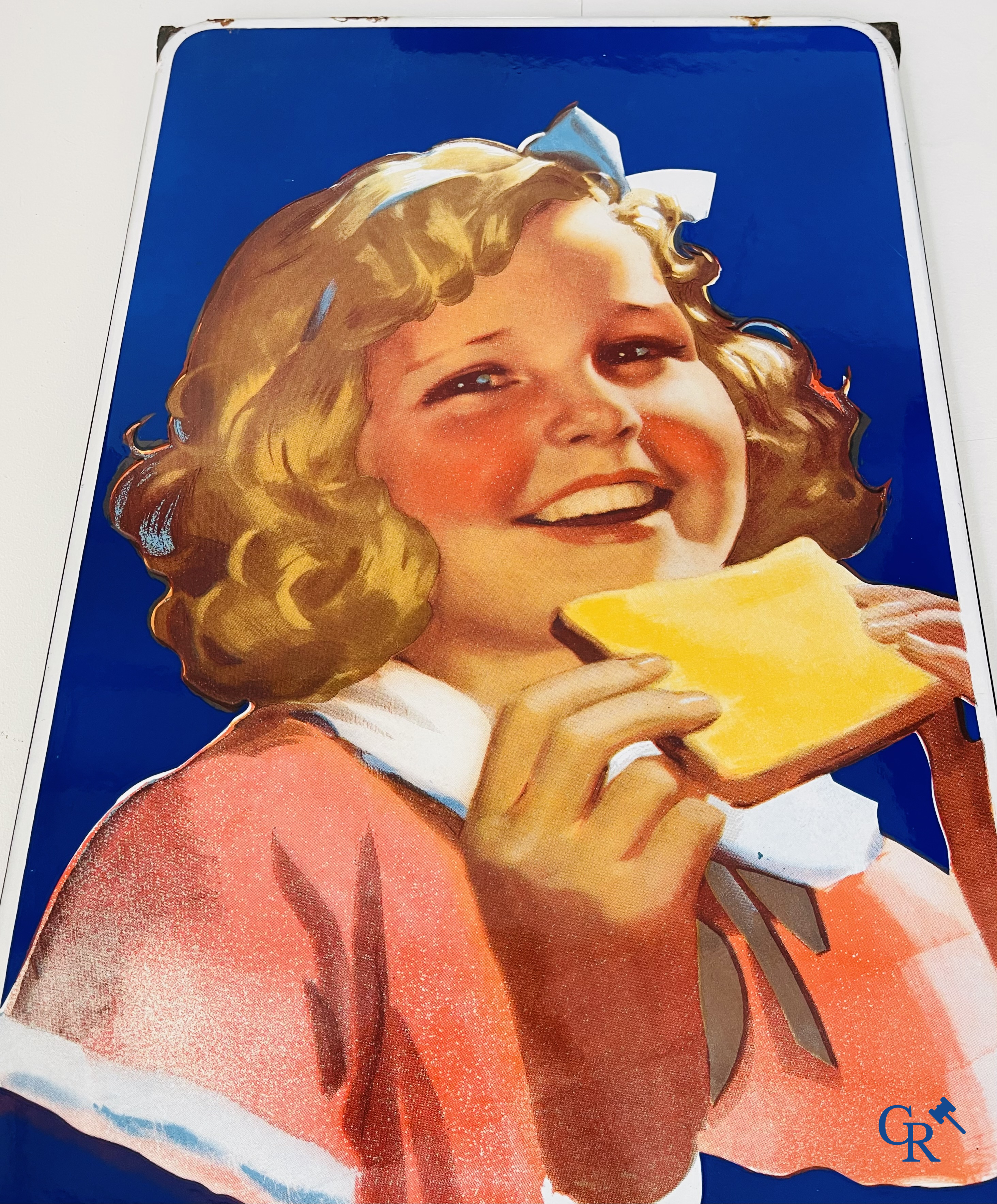 Solo, rend tout plus savoureux. Nice enamel advertising sign for Solo Margarine. Emaillerie Belge 1952.