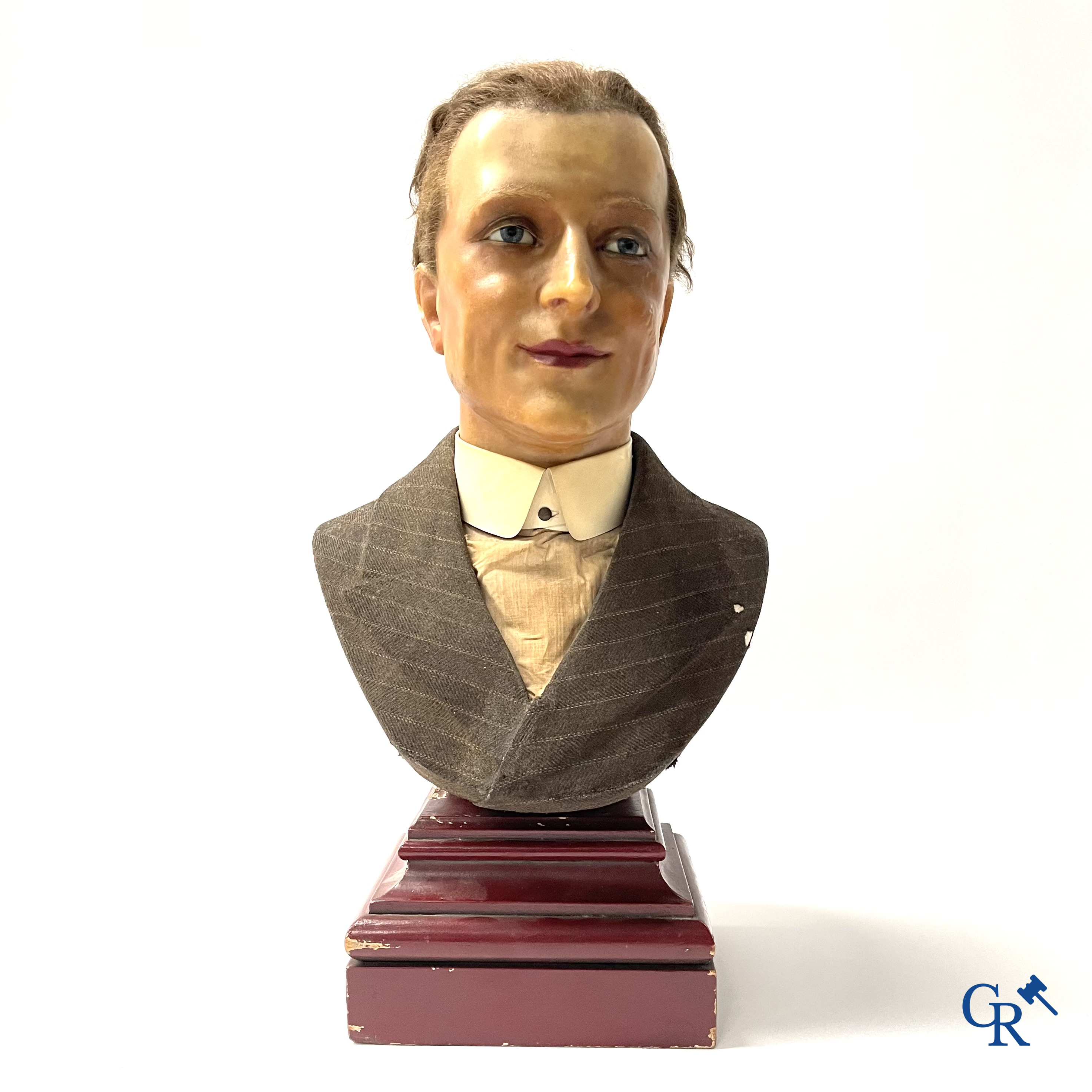 Un buste d'homme en cire pour un magasin de chapeaux. Signé Cires Belges, Frans Pierez(?) Bruxelles, vers 1920.