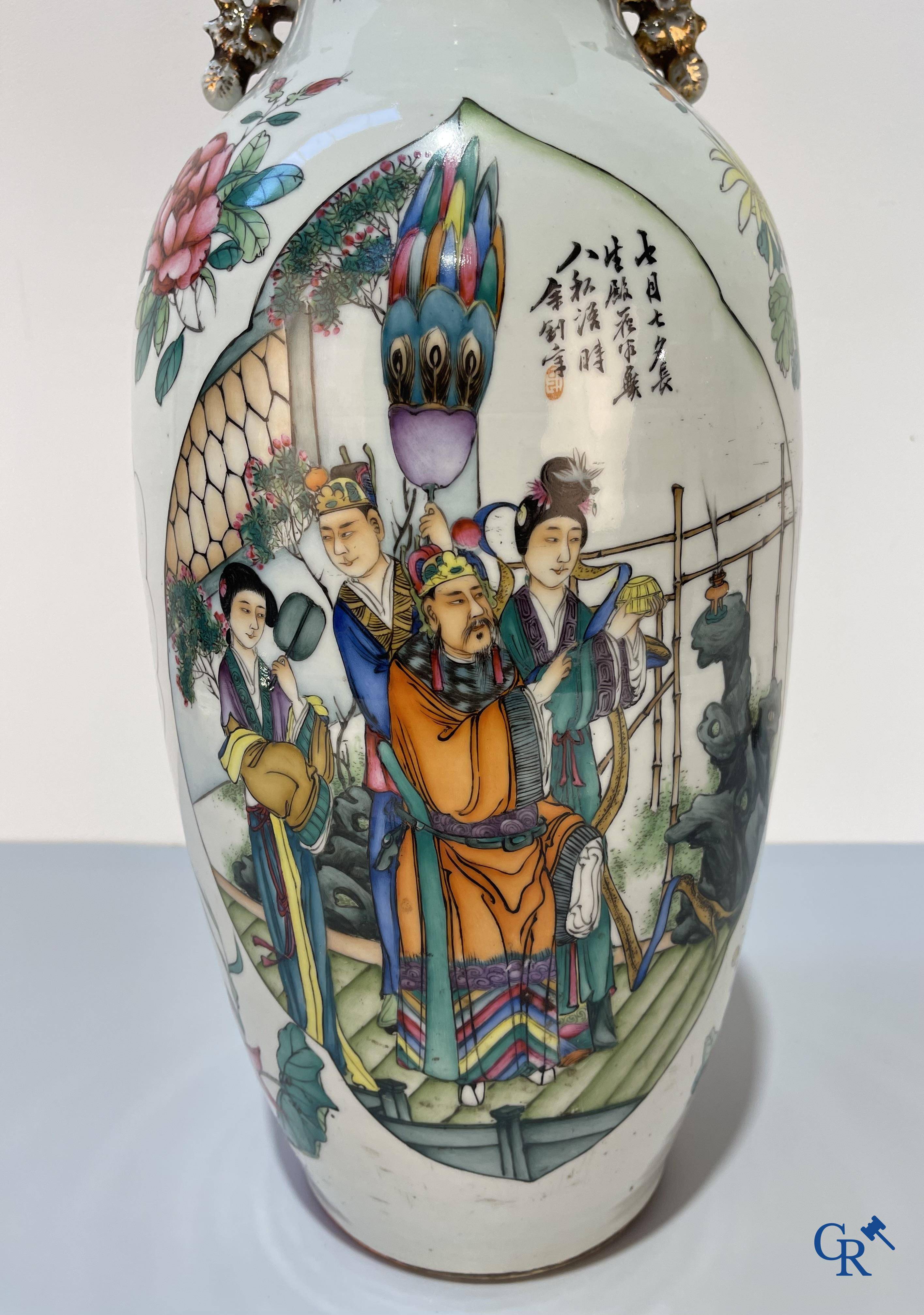 Asian Art, Chinese porcelain, a Chinese double decor vase with court scenes and calligraphy. Republic period.
