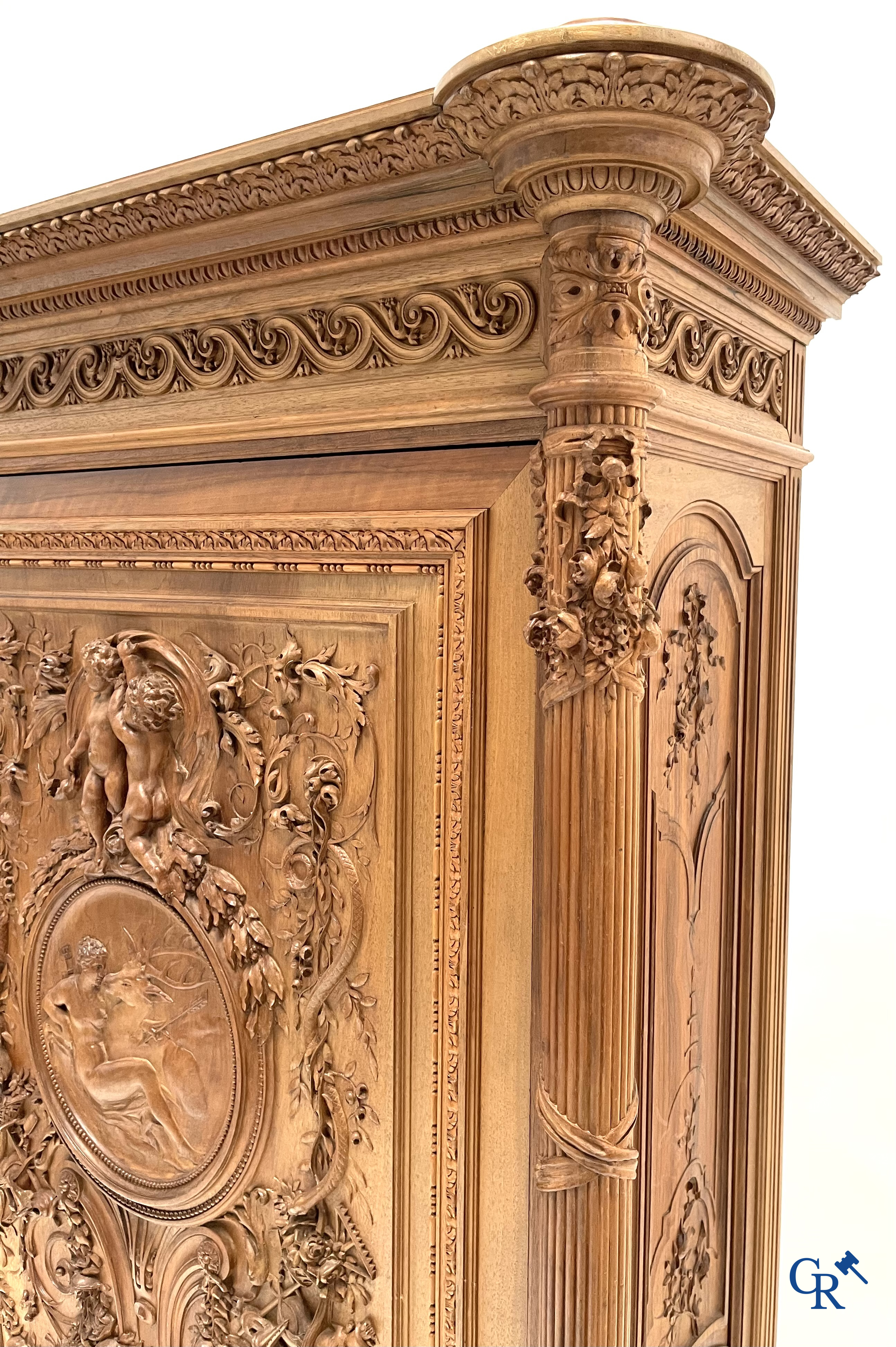 Cazanave Frères à Carcassonne. A rich and finely carved piece of furniture in LXVI style.