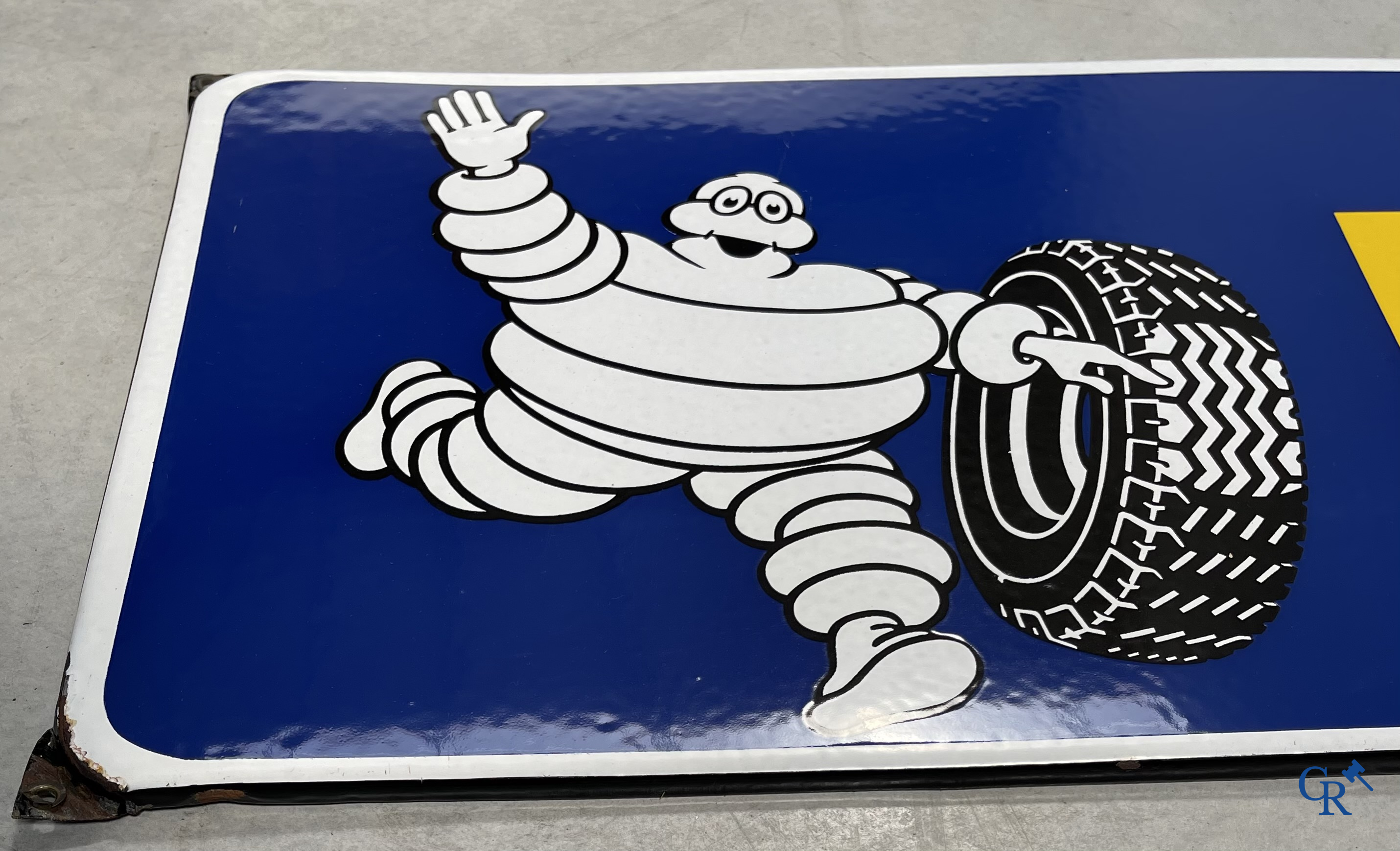 Michelin, enamel sign with Bibendum. 1960's. Email. Koekelberg. Mint condition.