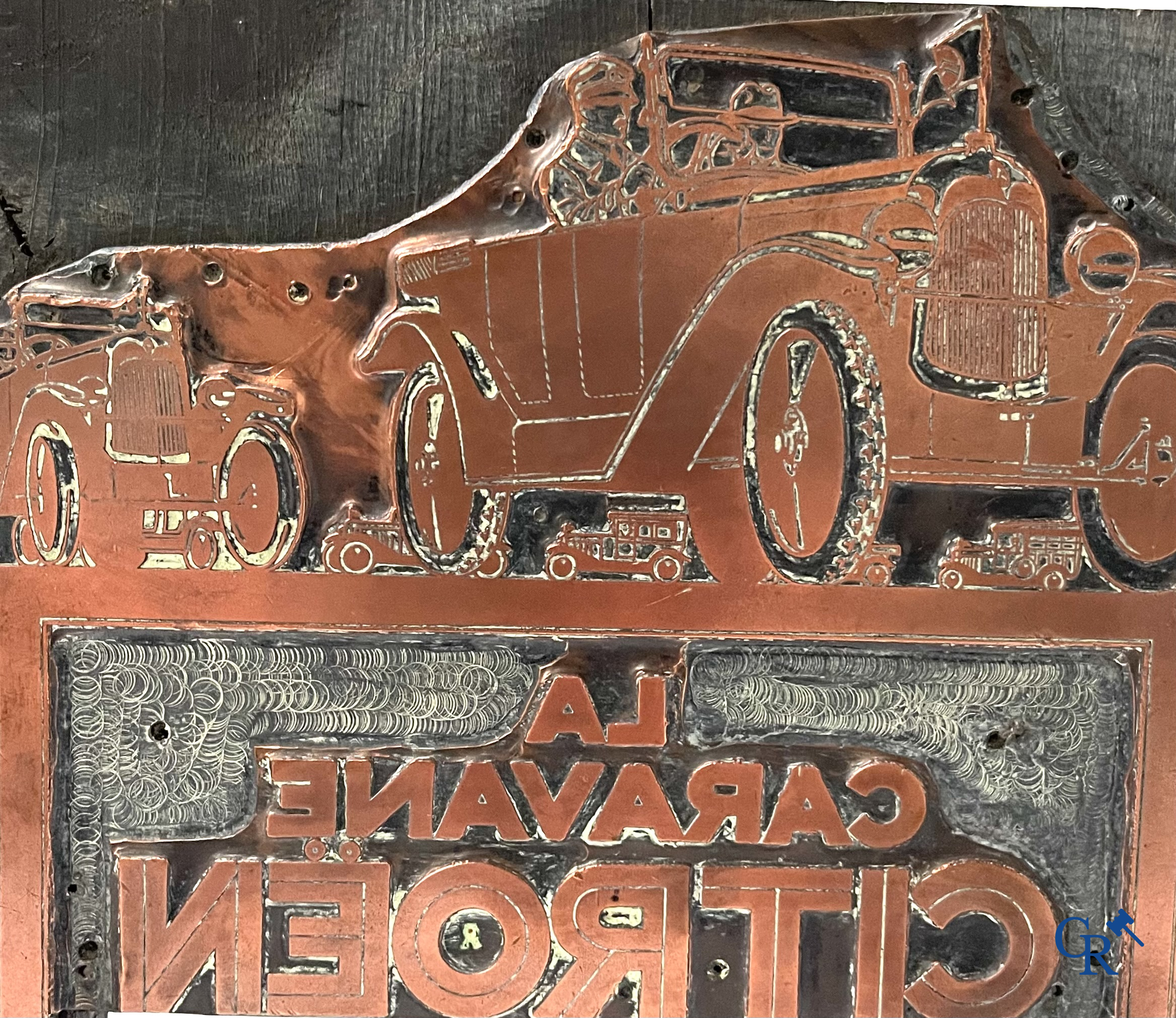 La Caravanne Citroën. Een etsplaat voor de expedities van de jaren '20 en '30 georganiseerd door André Citroën.