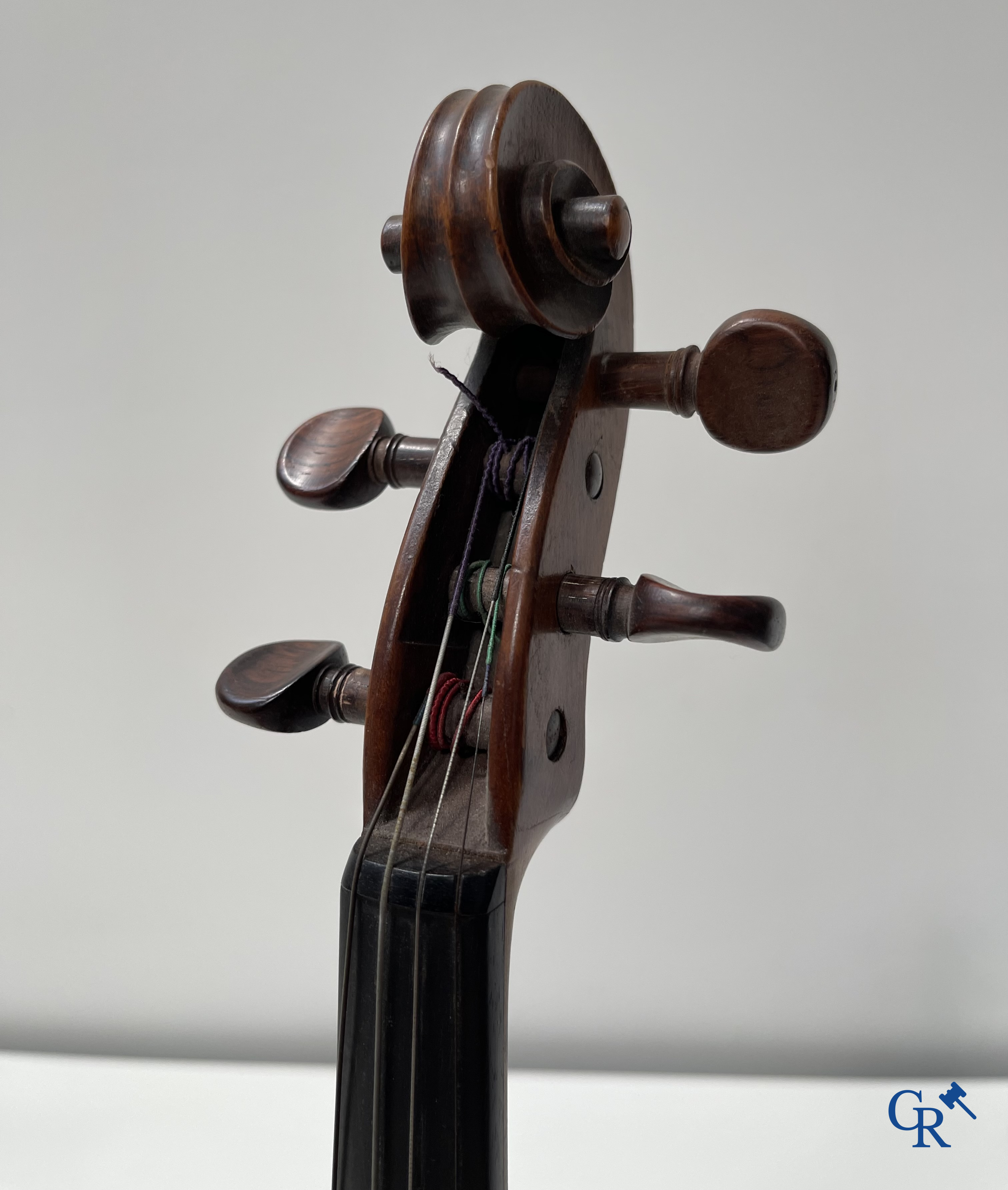 Musical instrument, violin.
