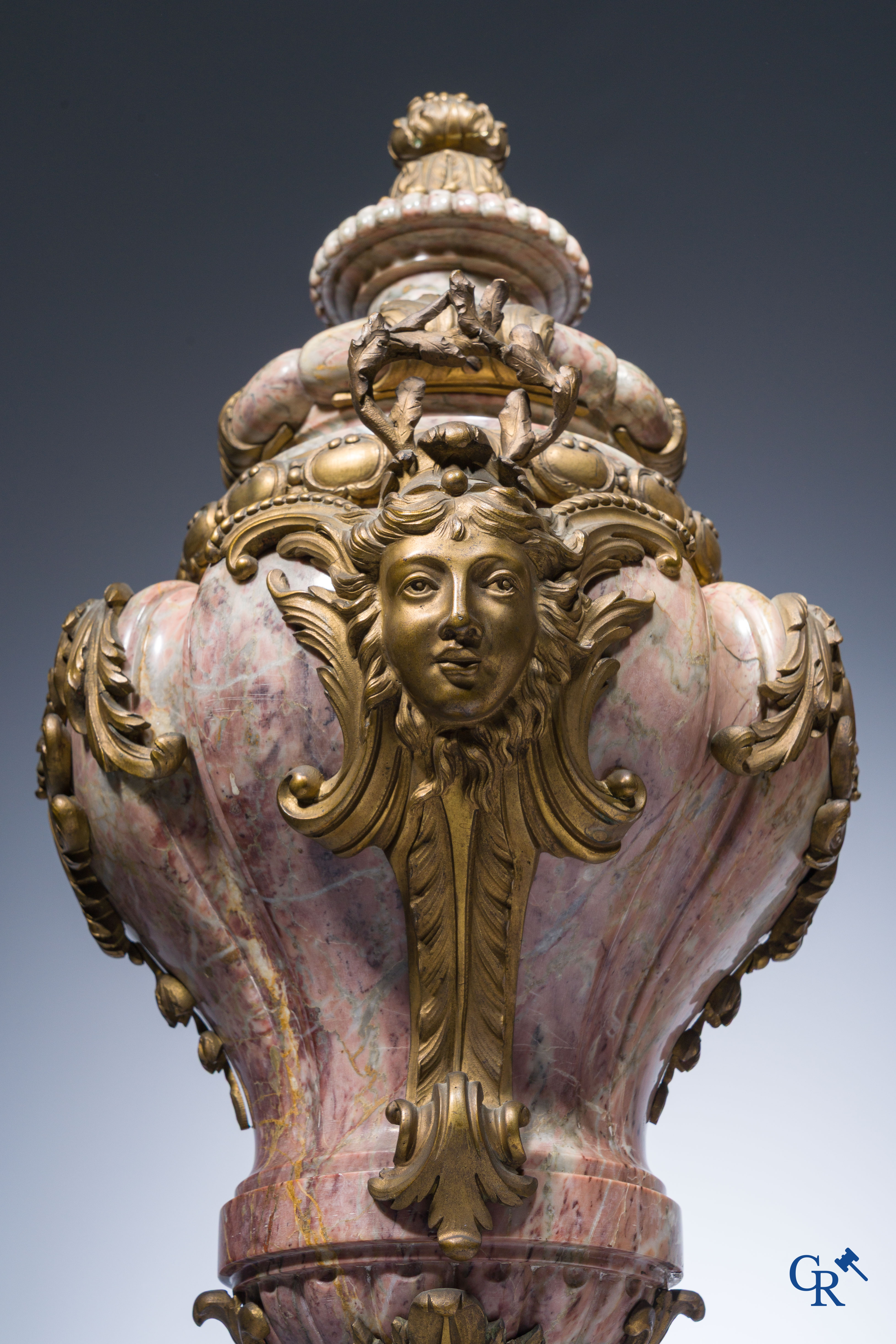 Exceptionally pair of cassolettes in finely carved marble and bronze mounts. LXVI style.