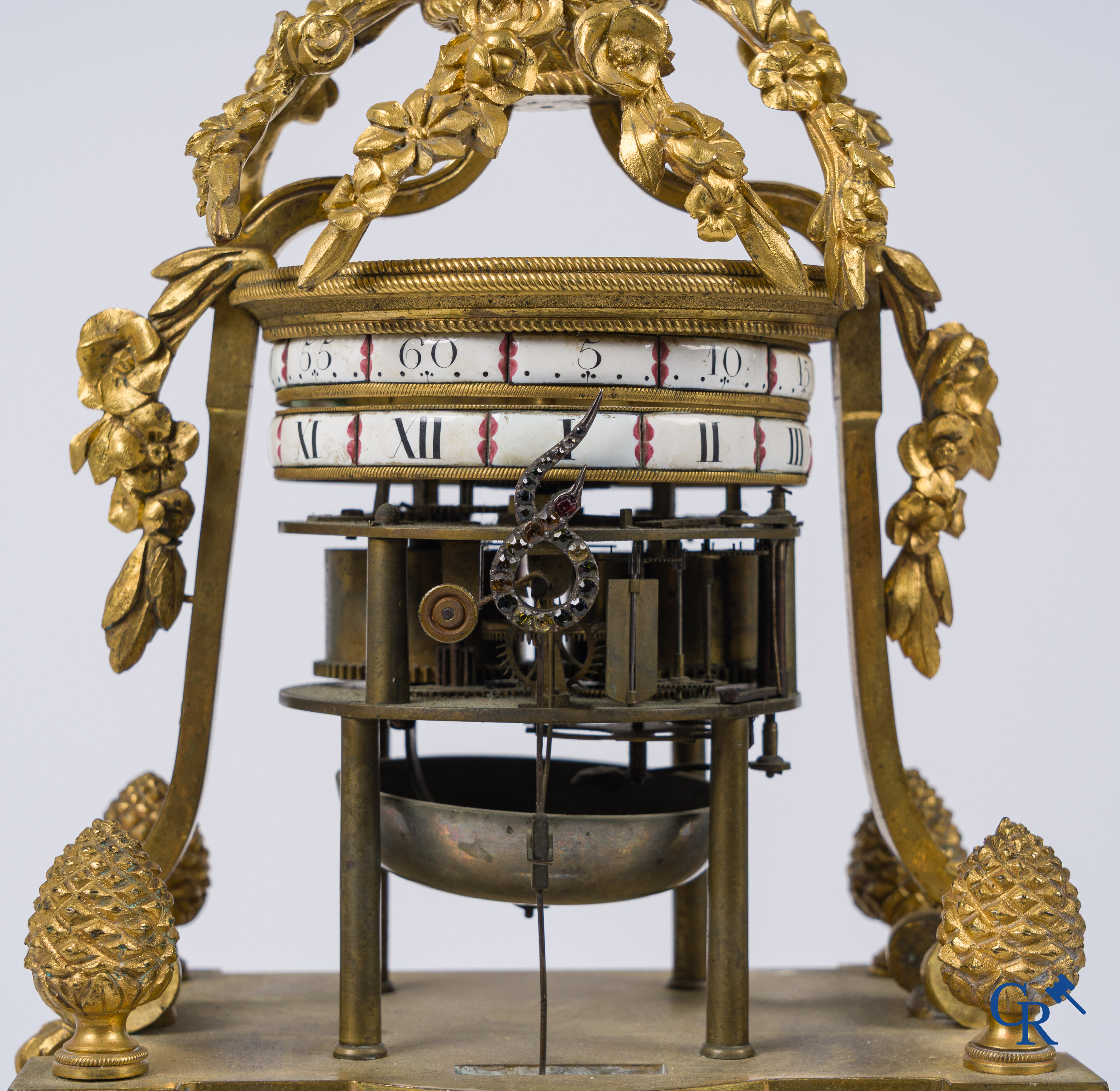 Jean-Antoine Lépine (1720-1814) Horloger du Roi à Paris. Pendule portique "Au temple de l'amour". LXVI-tijdperk.