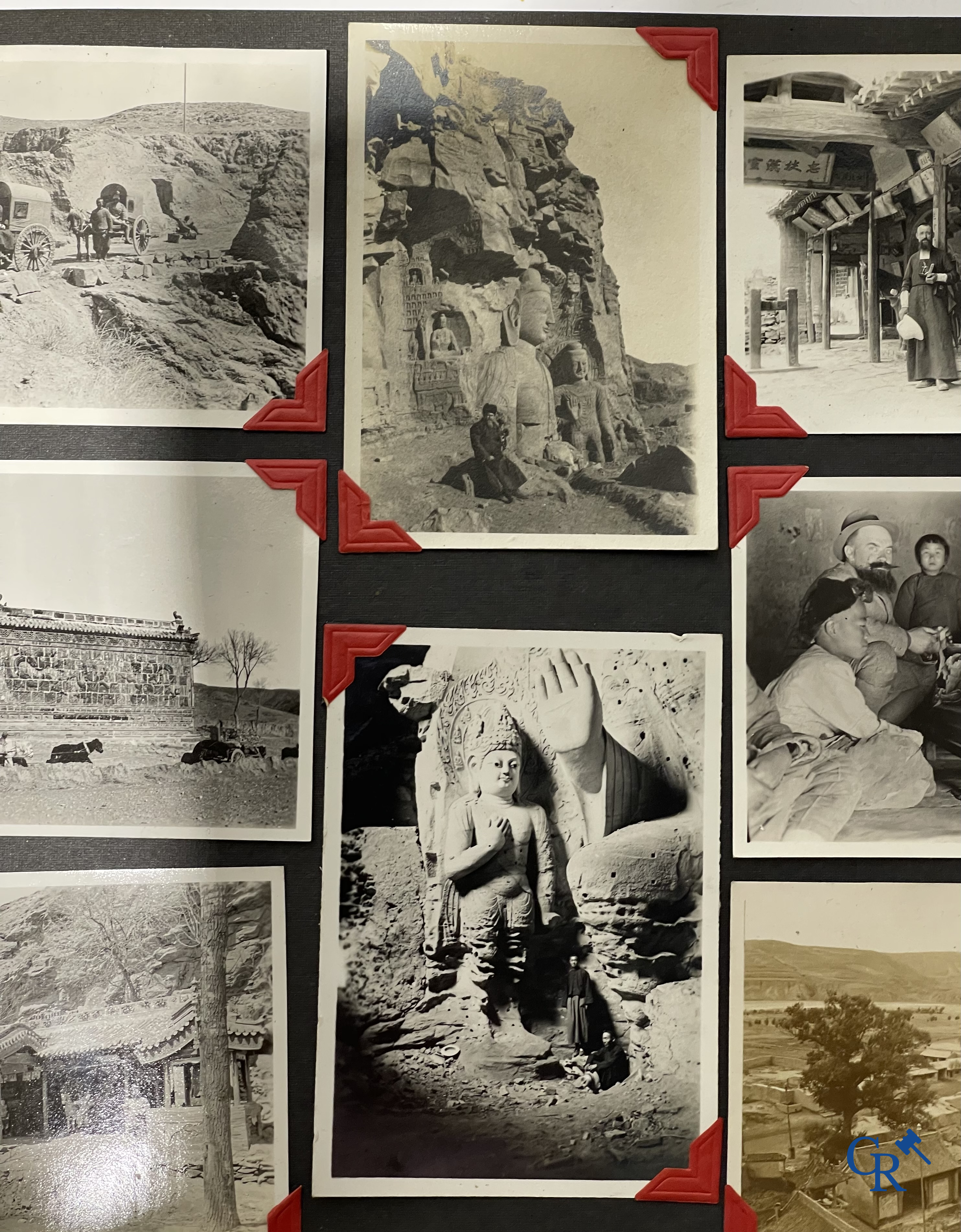 Aziatica, een belangrijk album met reisfoto's uit China. Onder andere Datong, Peking, Beijing, Hohhot, enz. Circa 1900.