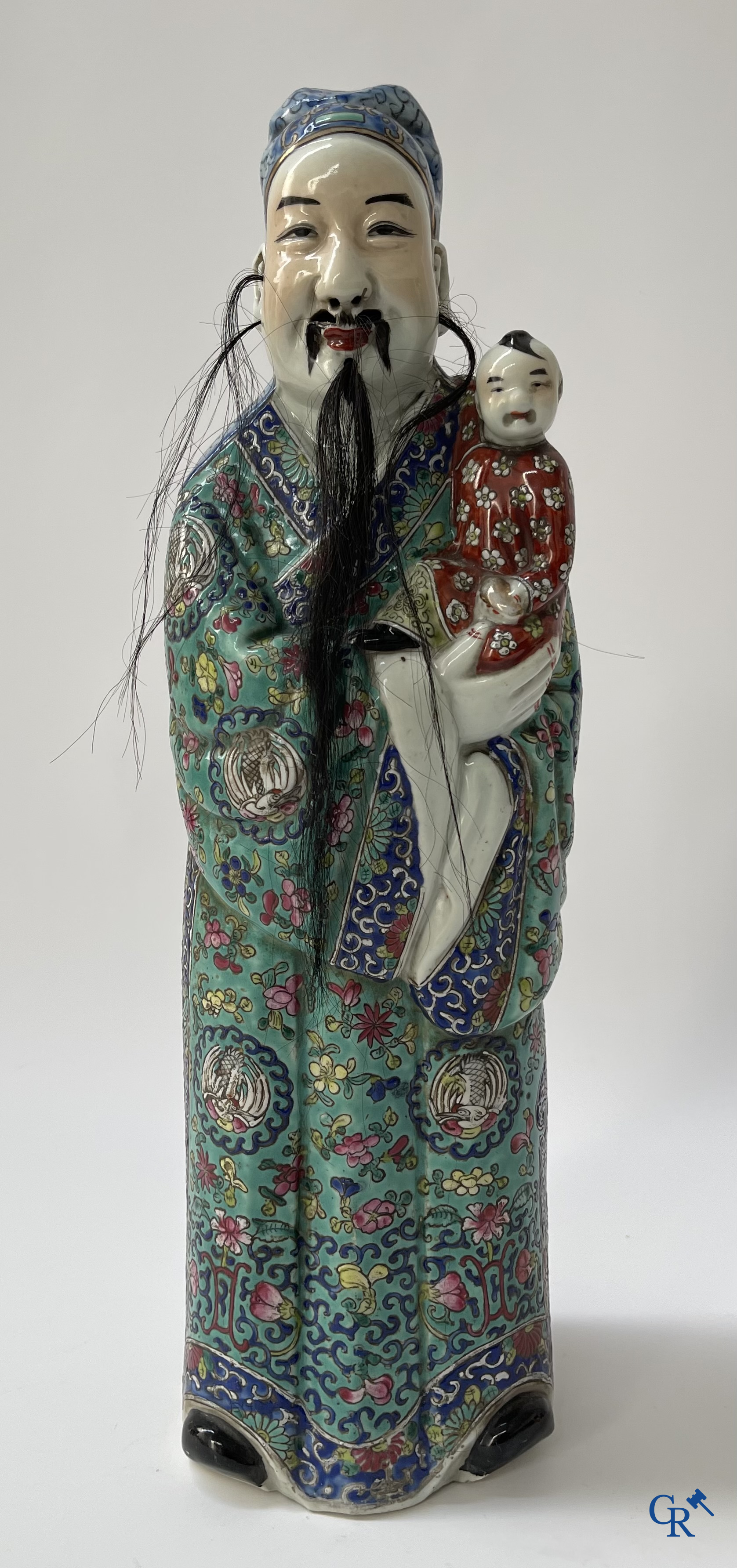 Art Asiatique, porcelaine chinoise. 3 figures d'immortels en porcelaine famille rose. 19ème siècle.