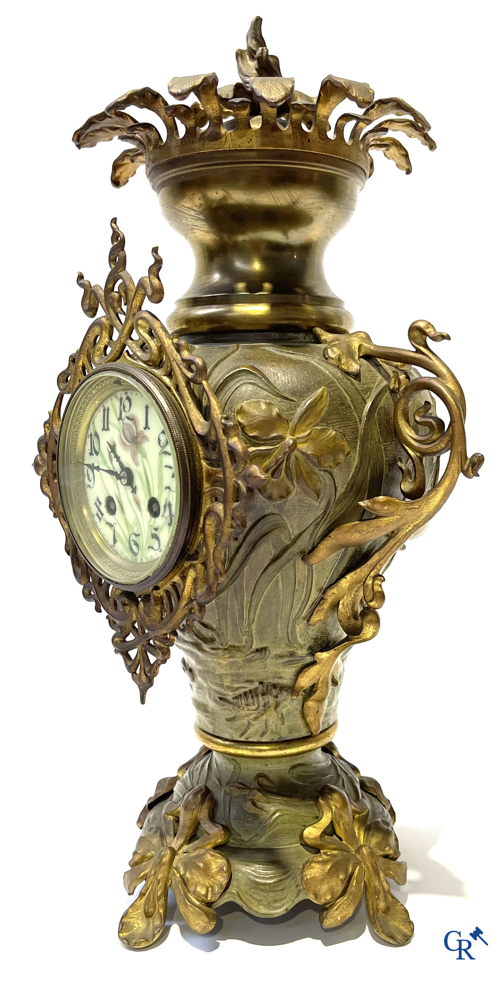 Art Nouveau, een uitzonderlijk 3-delig koud beschilderde bronzen schouwgarnituur met zeedieren. Circa 1900.