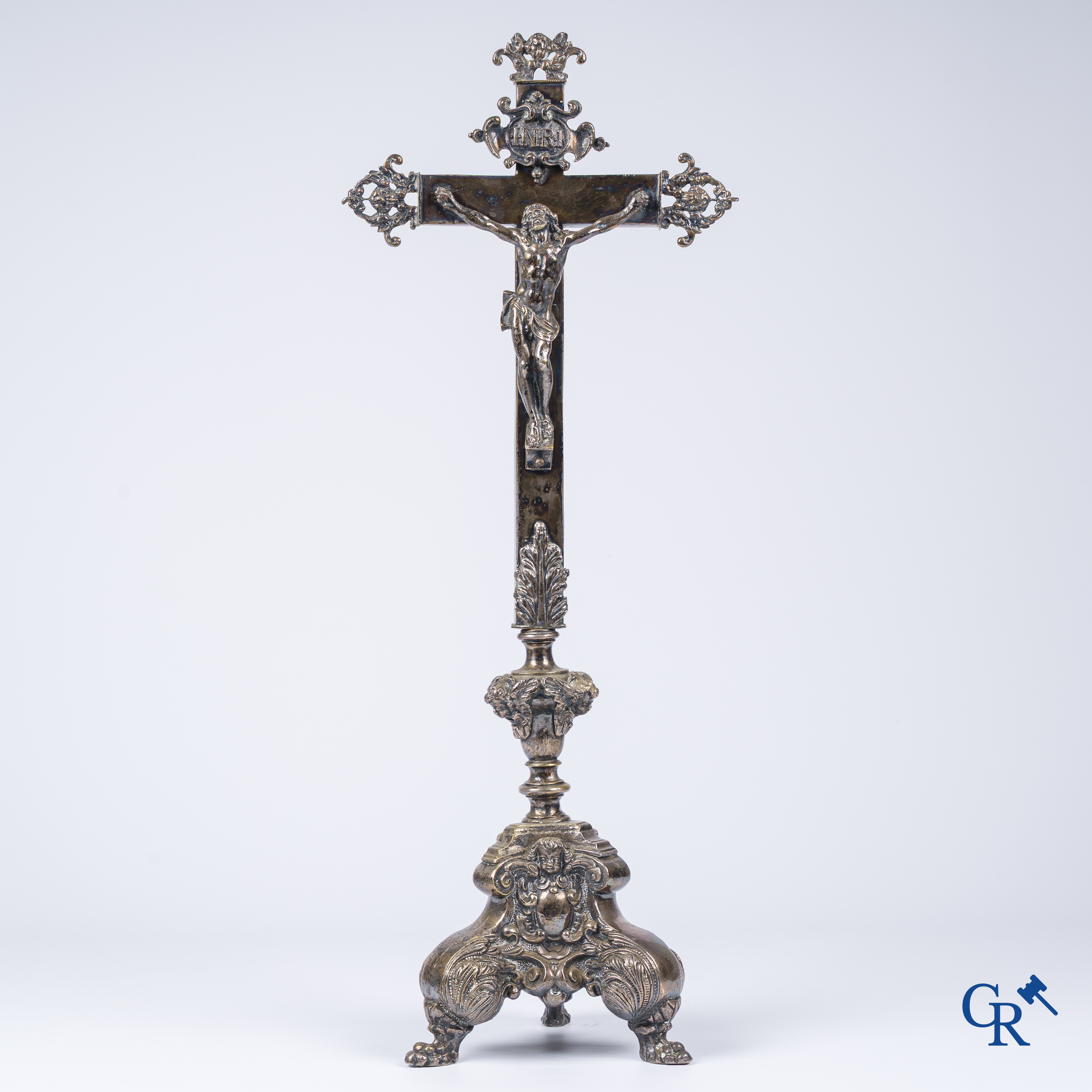 Religious objects. A large silver-plated bronze crucifix. Baroque, 17th-18th century.