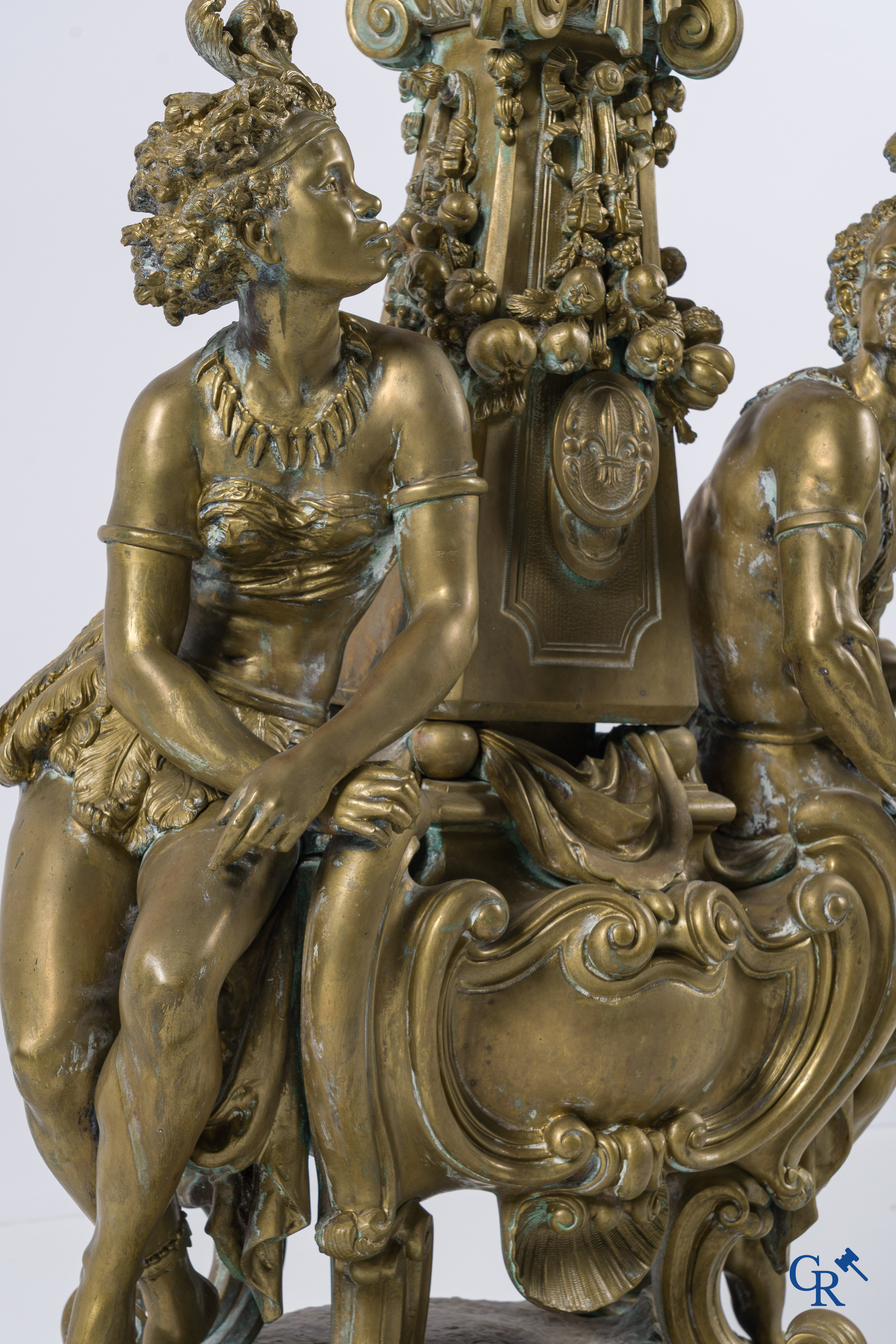 Frédéric-Eugène Piat and Samuel Marti. Exceptional pendulum in bronze with Nubian figures. Circa 1860-1870.