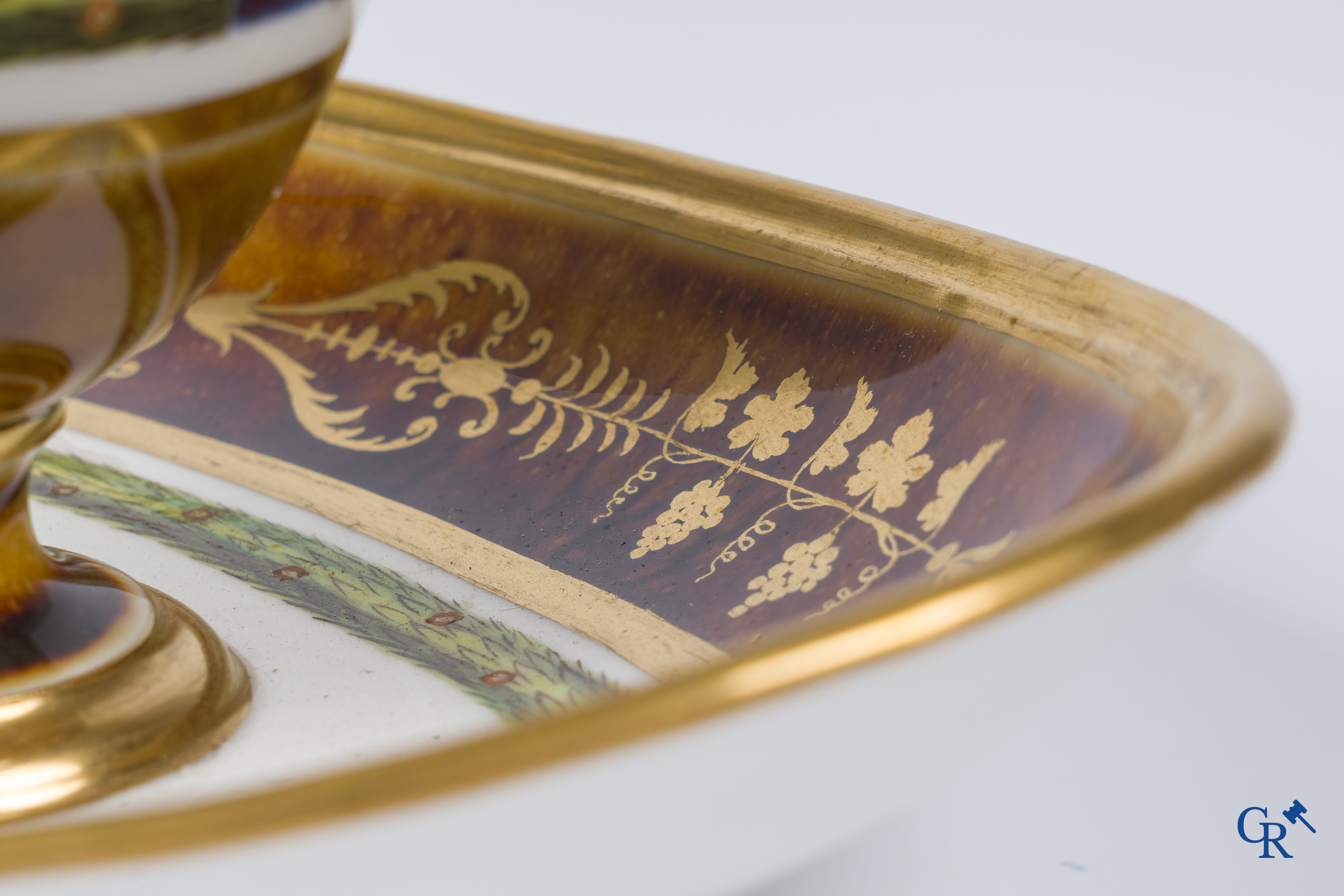 Manufacture nationale de Sèvres. Oval Sèvres tortoiseshell-ground form piece. Consulate, circa 1802.