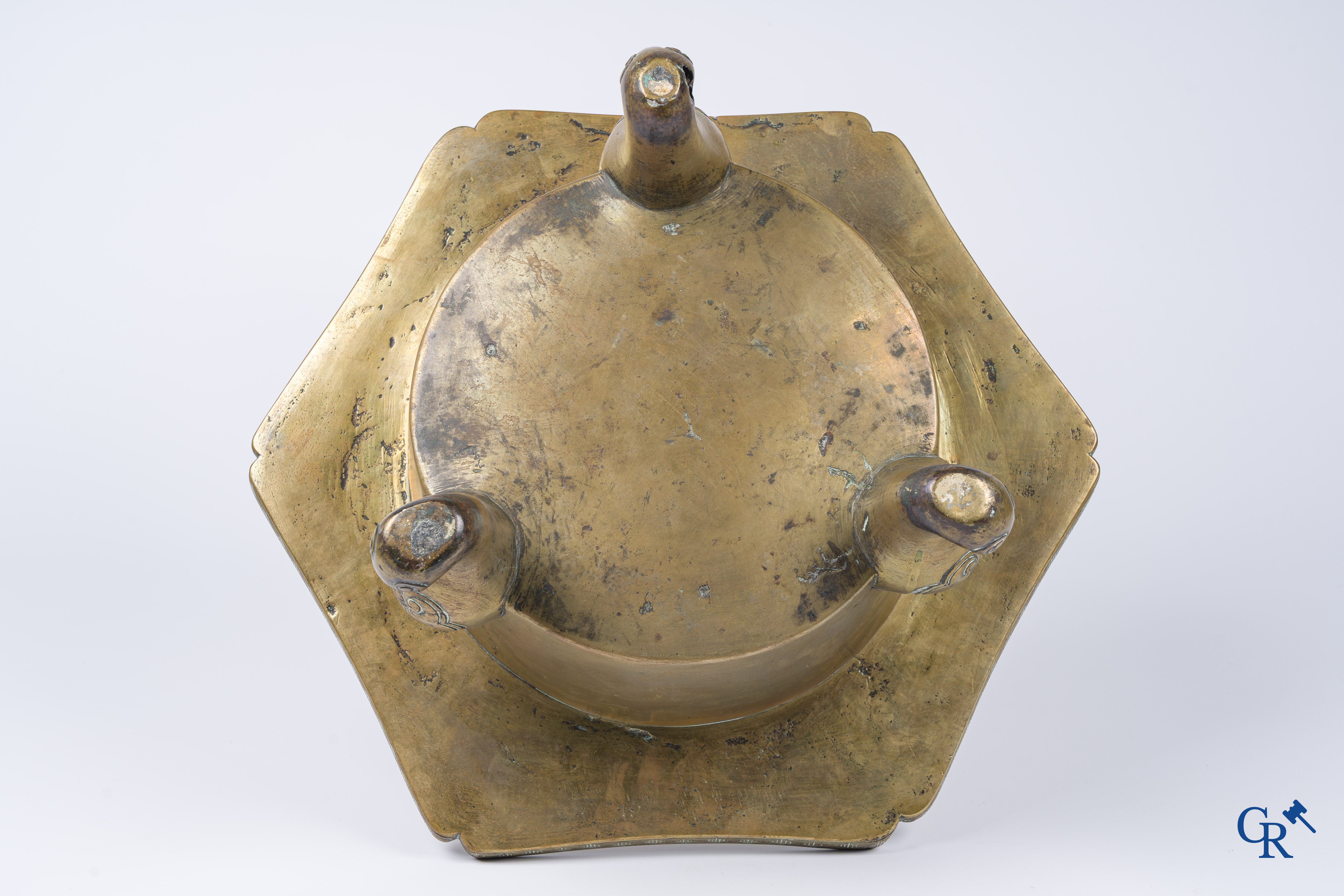 Asian Art. A large 3-legged and decorated bronze incense burner. China 18th-19th century.