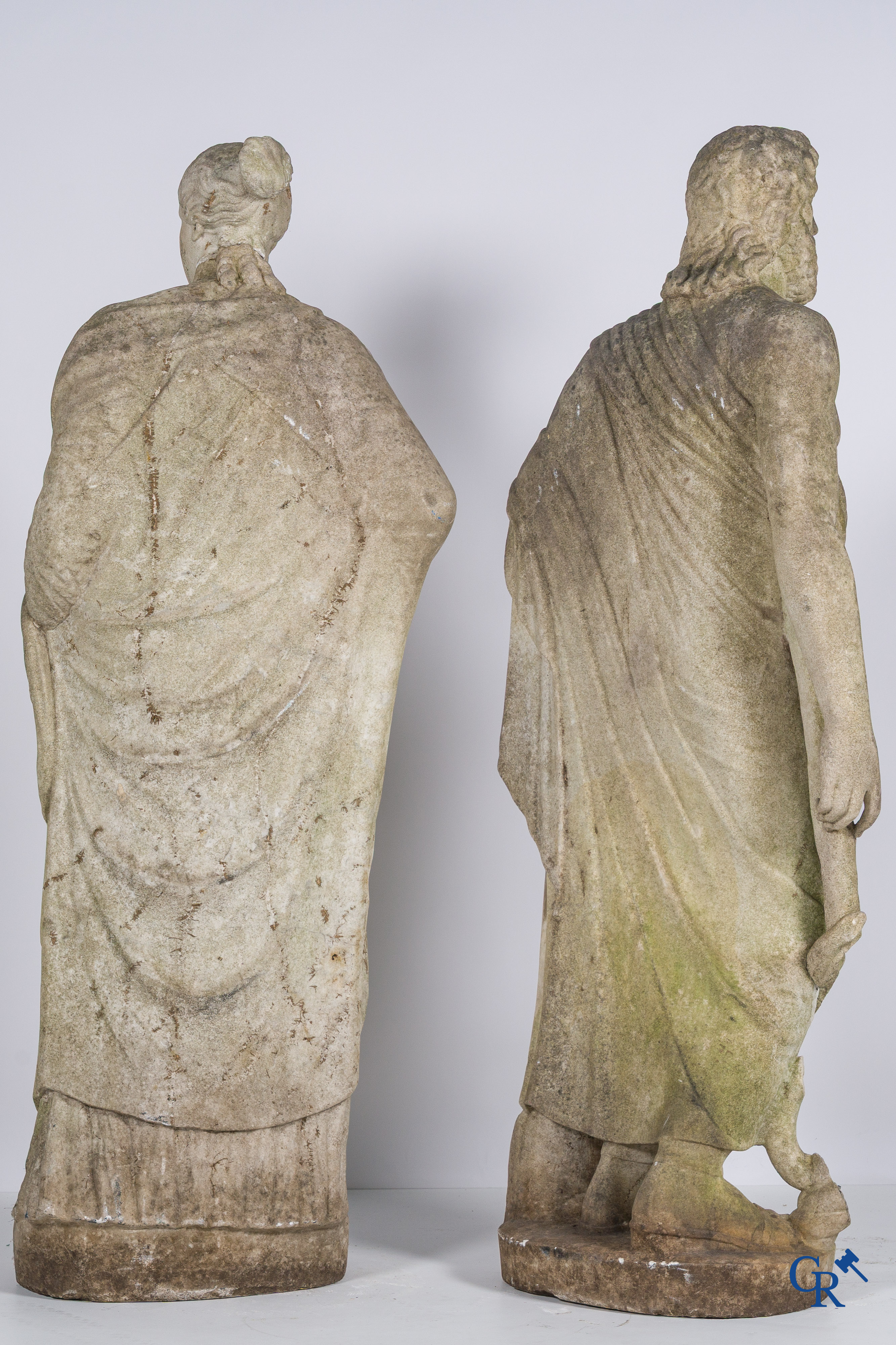 2 Imposing sculptures in carved marble. The Roman goddess Cerès and the Greek god Asklepios. Circa 1700-1750.