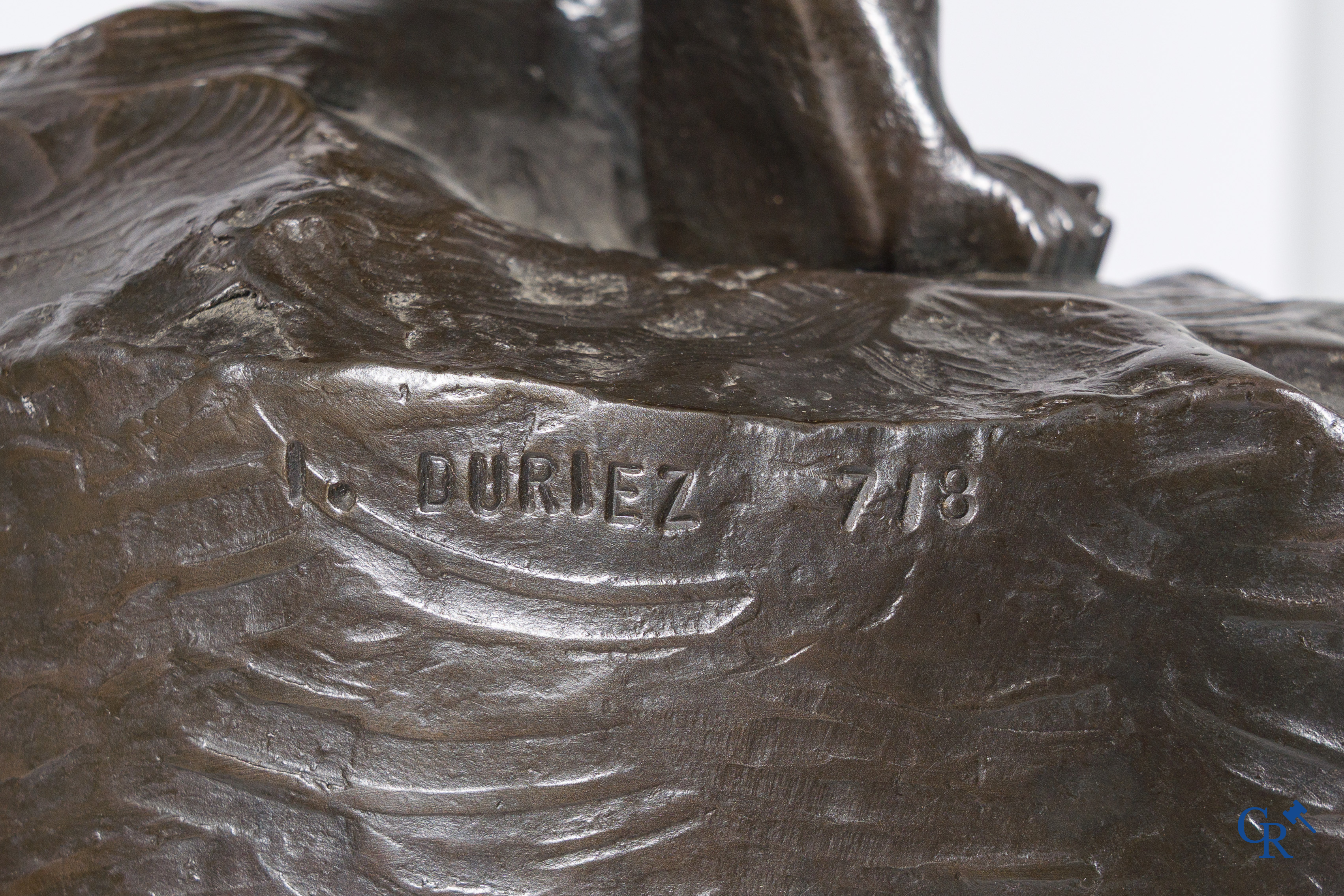 Irénée Duriez, (*) Bronze, female nude on patinated bronze pedestal. Signed I. Duriez and numbered 7/8.
