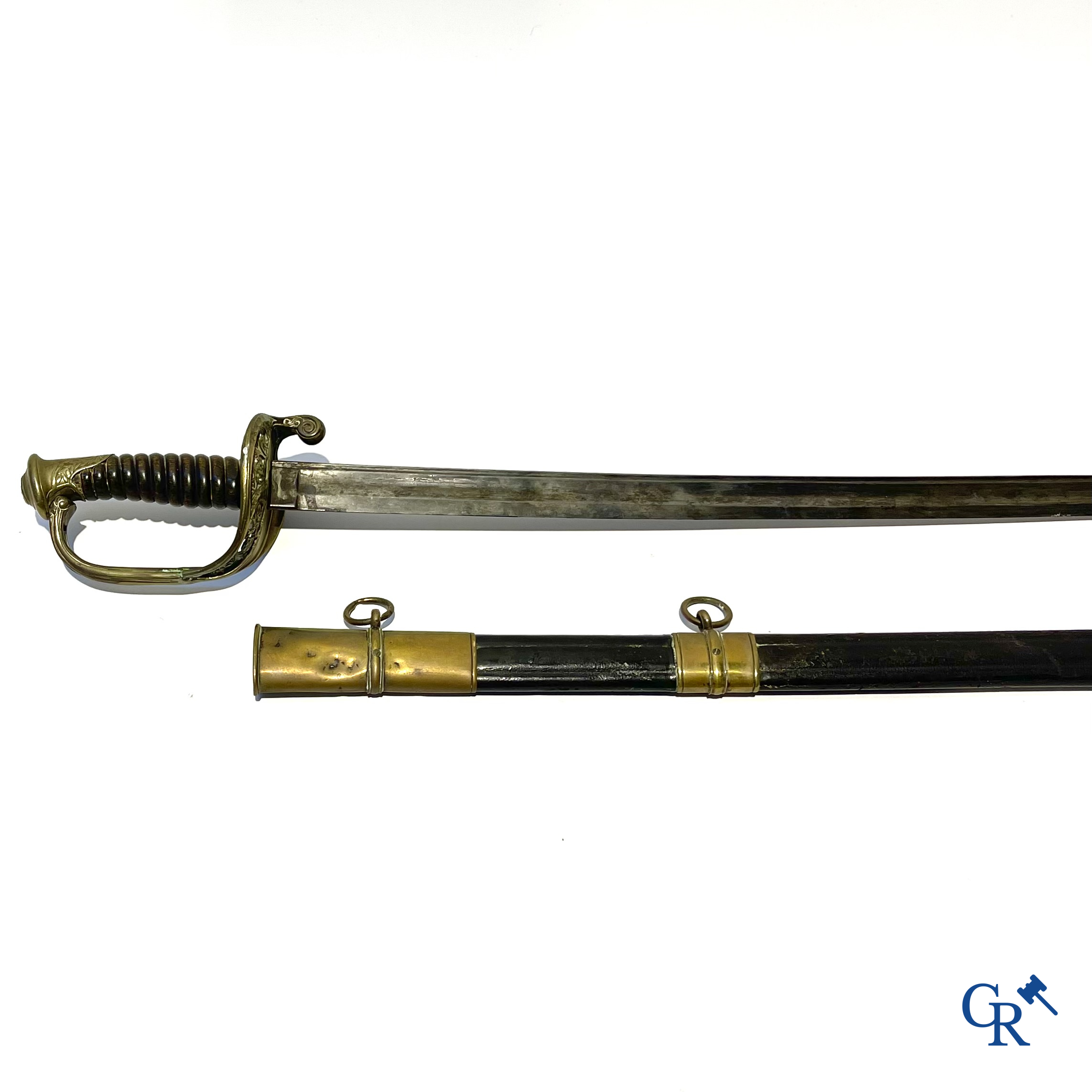 Fonson Bruxelles, sabre d'officier belge. Manuffre. Allé de Châtellerault. XIXe siècle.