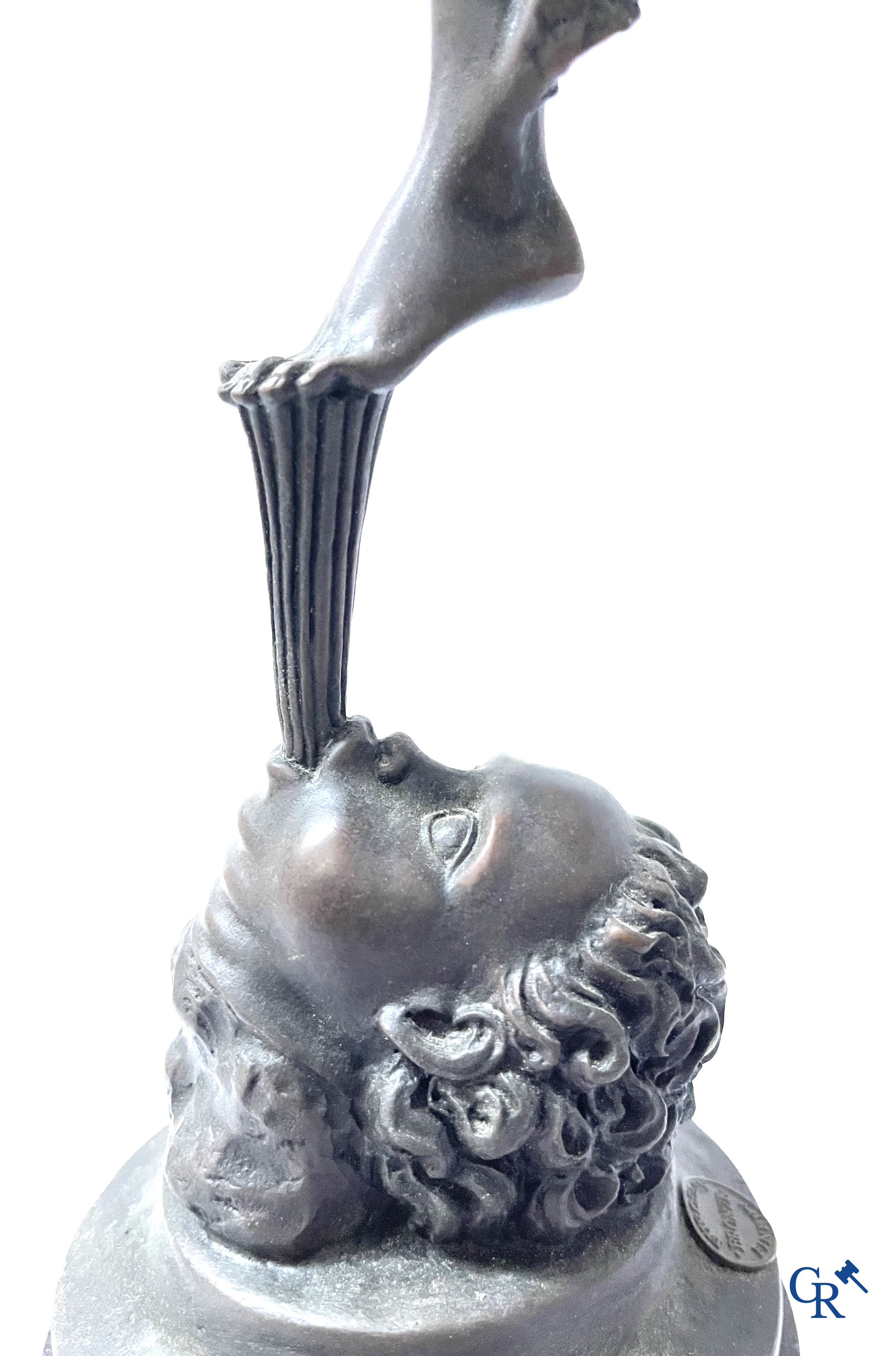 Jean de Bologne (d'après) Mercure. Une statue en bronze sur un socle en marbre noir. XXème siècle.