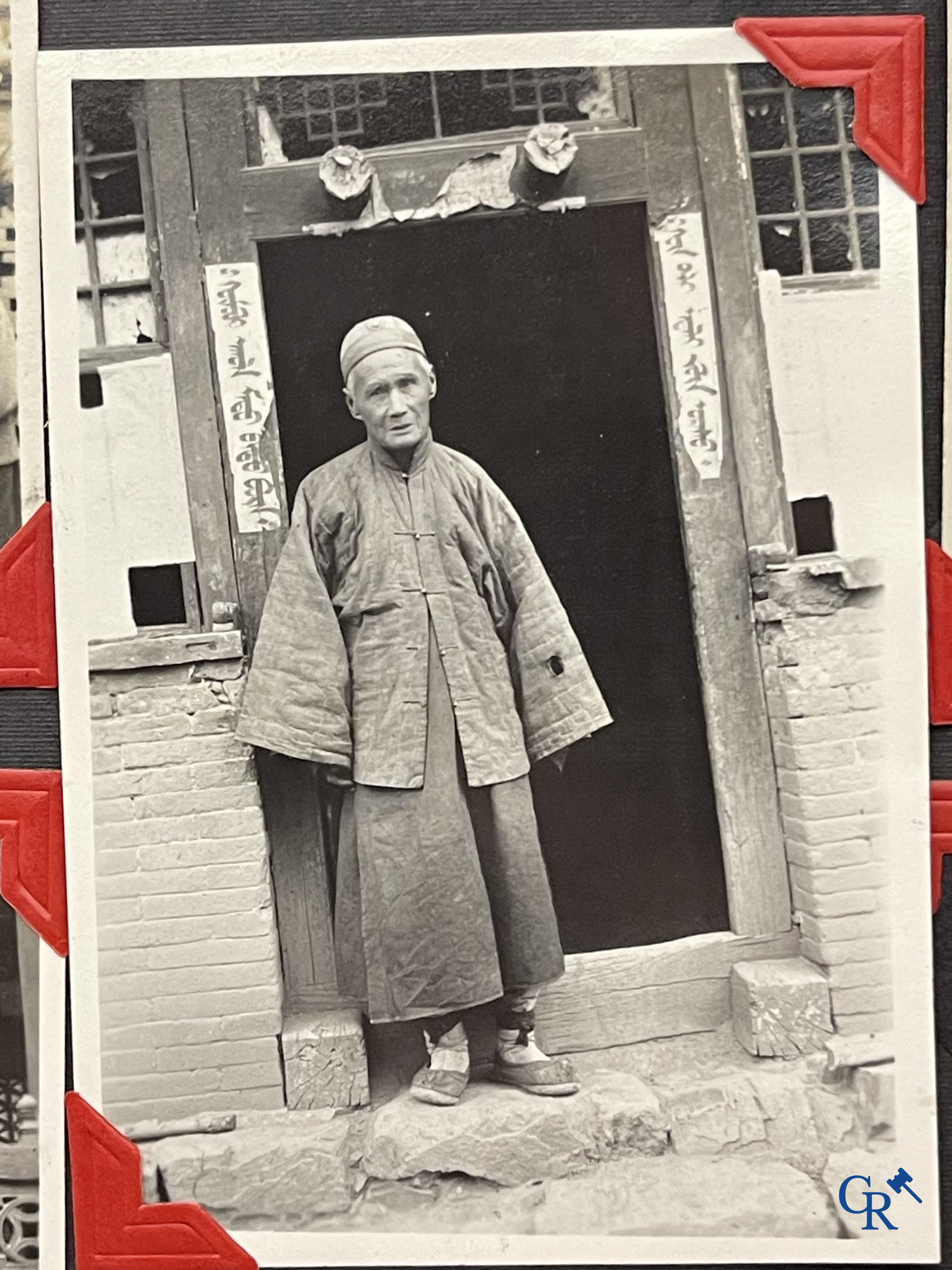 Aziatica, een belangrijk album met reisfoto's uit China. Onder andere Datong, Peking, Beijing, Hohhot, enz. Circa 1900.