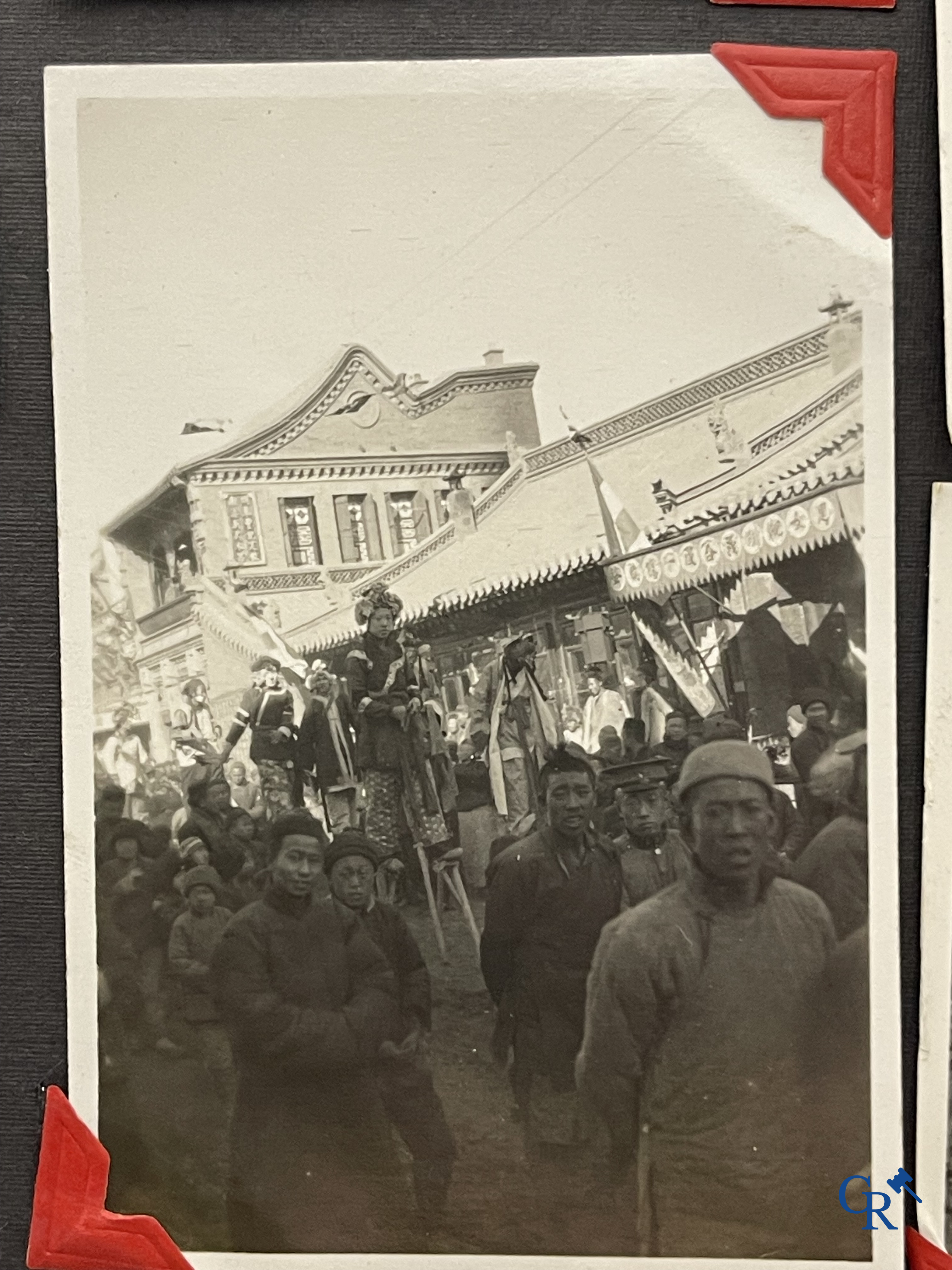 Aziatica, een belangrijk album met reisfoto's uit China. Onder andere Datong, Peking, Beijing, Hohhot, enz. Circa 1900.