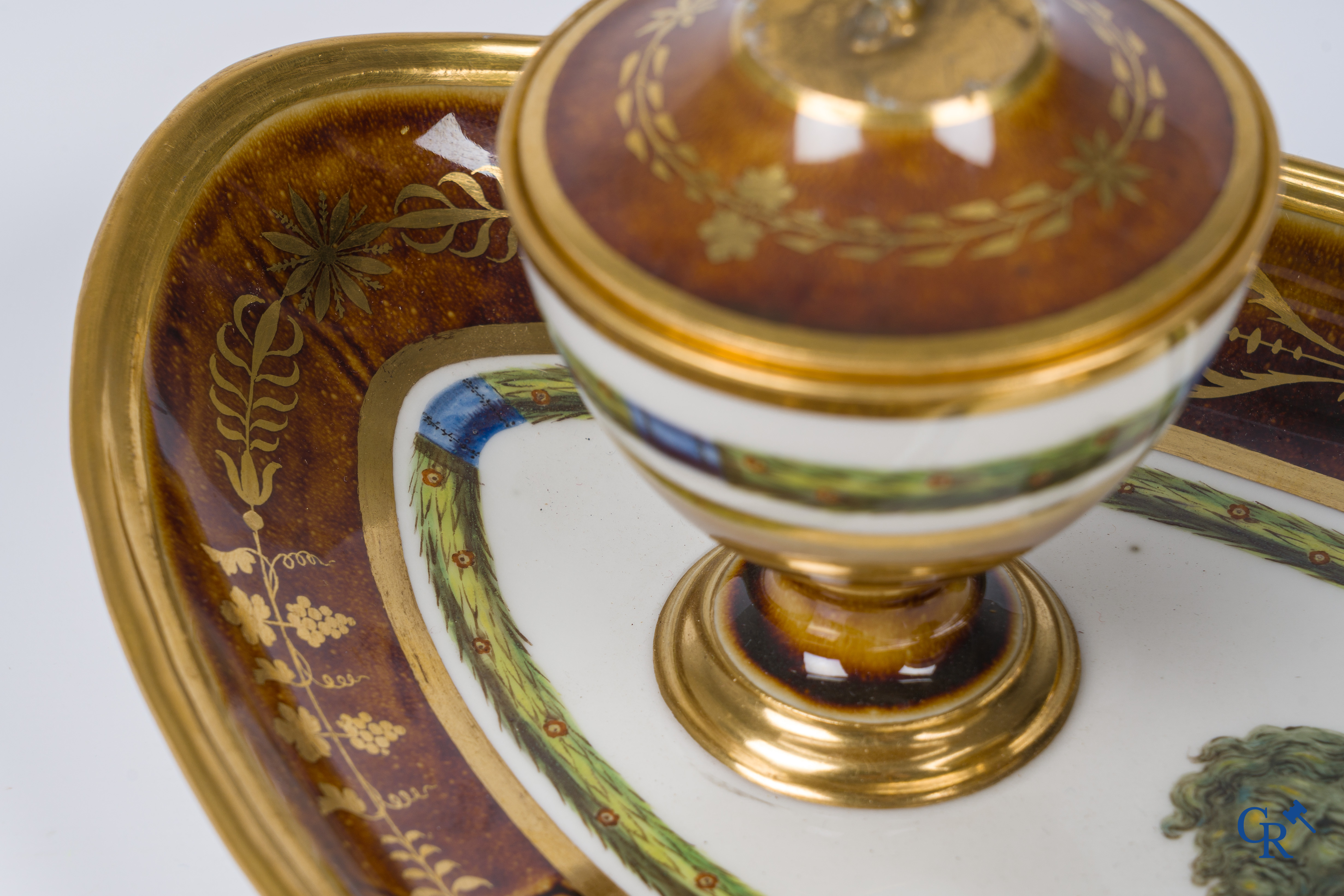 Manufacture nationale de Sèvres. Oval Sèvres tortoiseshell-ground form piece. Consulate, circa 1802.
