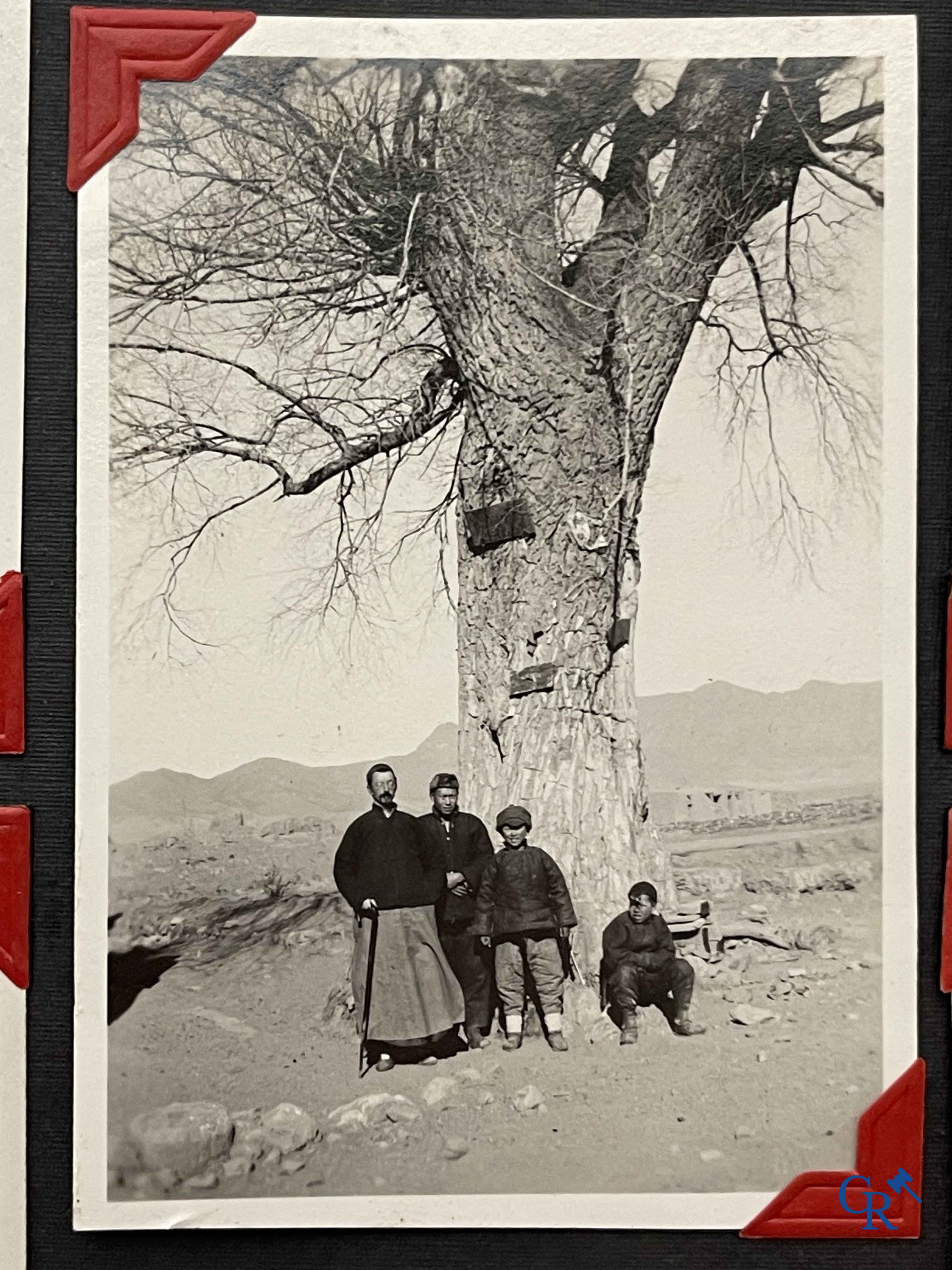 Aziatica, een belangrijk album met reisfoto's uit China. Onder andere Datong, Peking, Beijing, Hohhot, enz. Circa 1900.