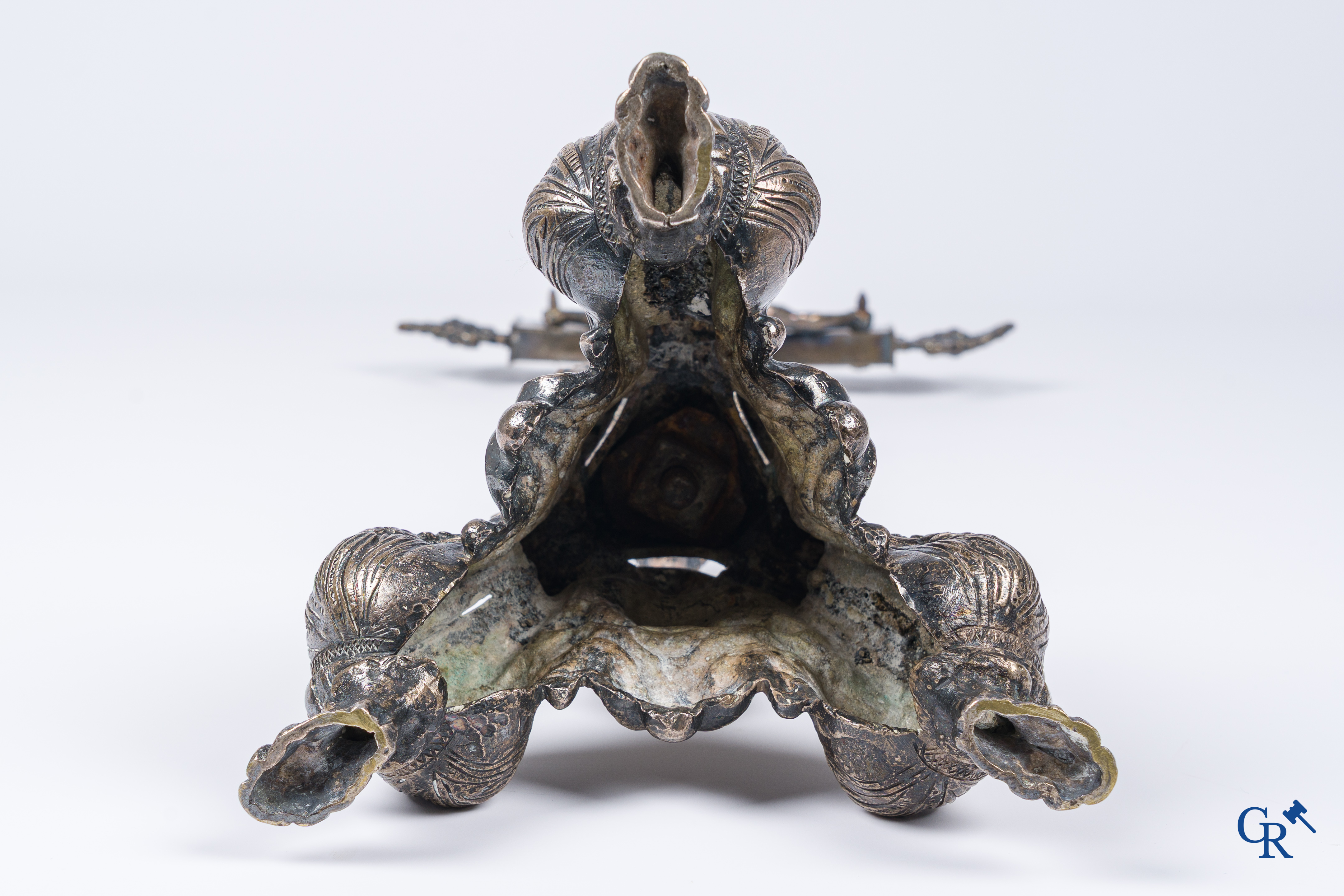 Religious objects. A large silver-plated bronze crucifix. Baroque, 17th-18th century.