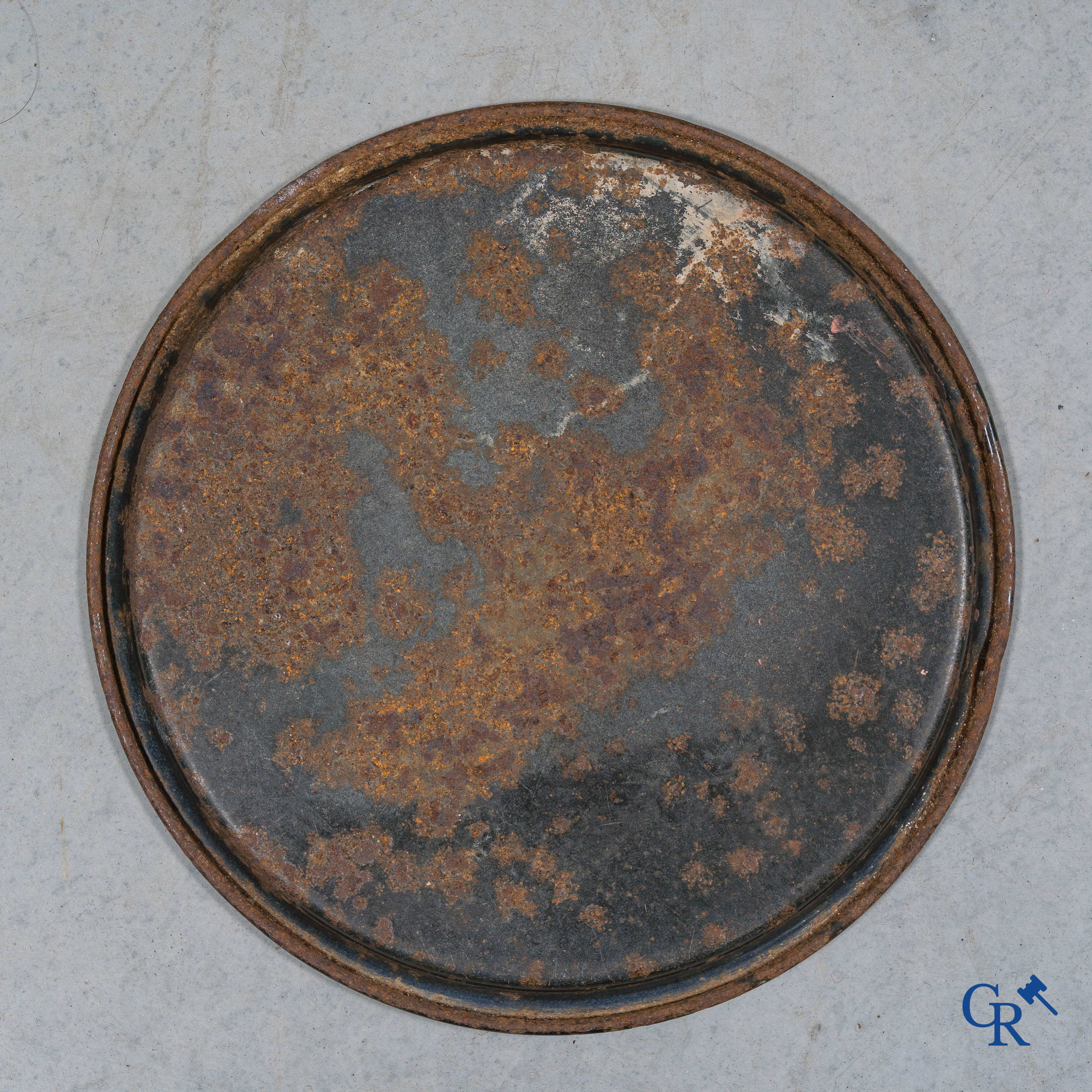 Facon's, emaille dienblad met publiciteit voor Facon's Stout Pale Ale.