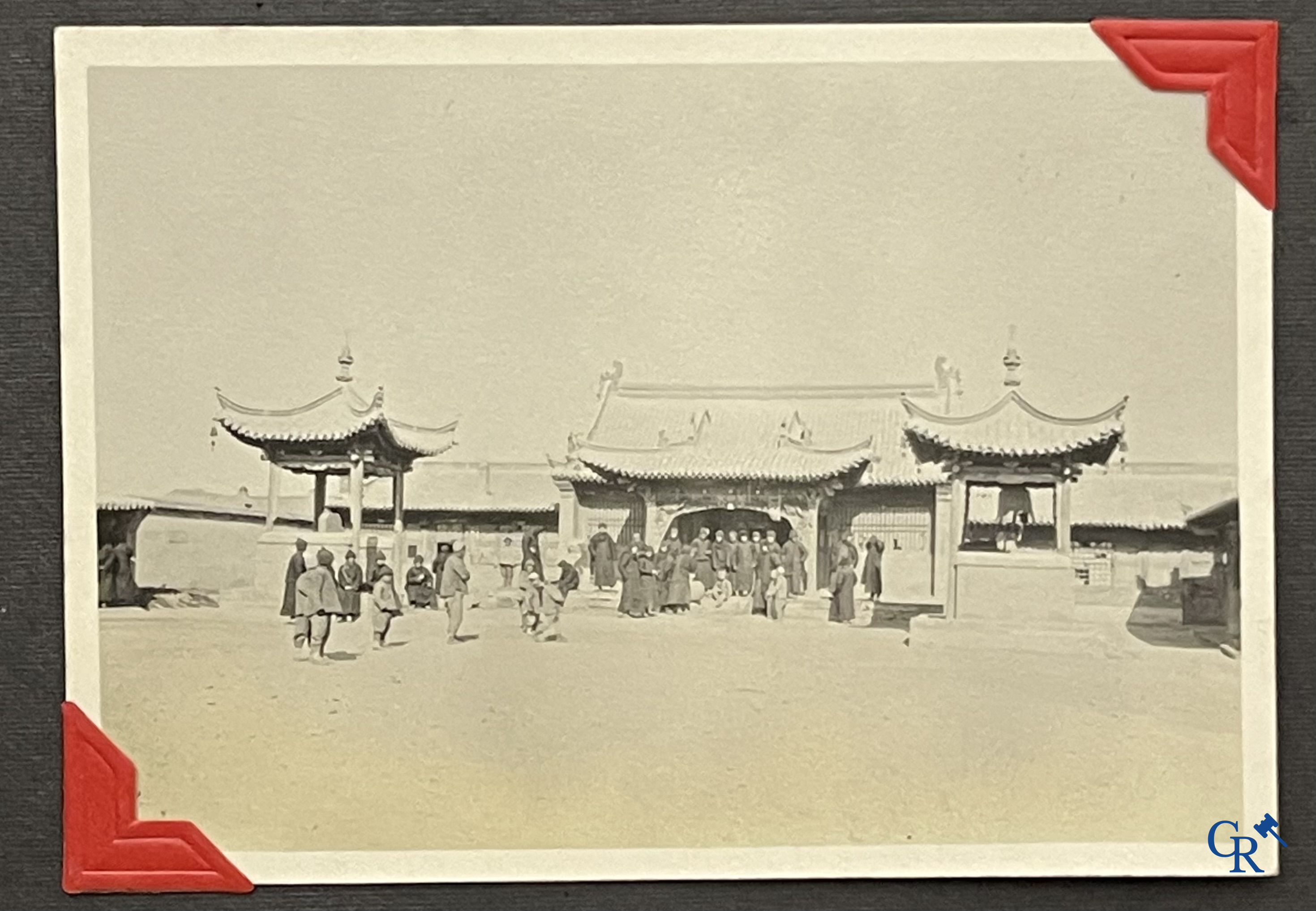Aziatica, een belangrijk album met reisfoto's uit China. Onder andere Datong, Peking, Beijing, Hohhot, enz. Circa 1900.