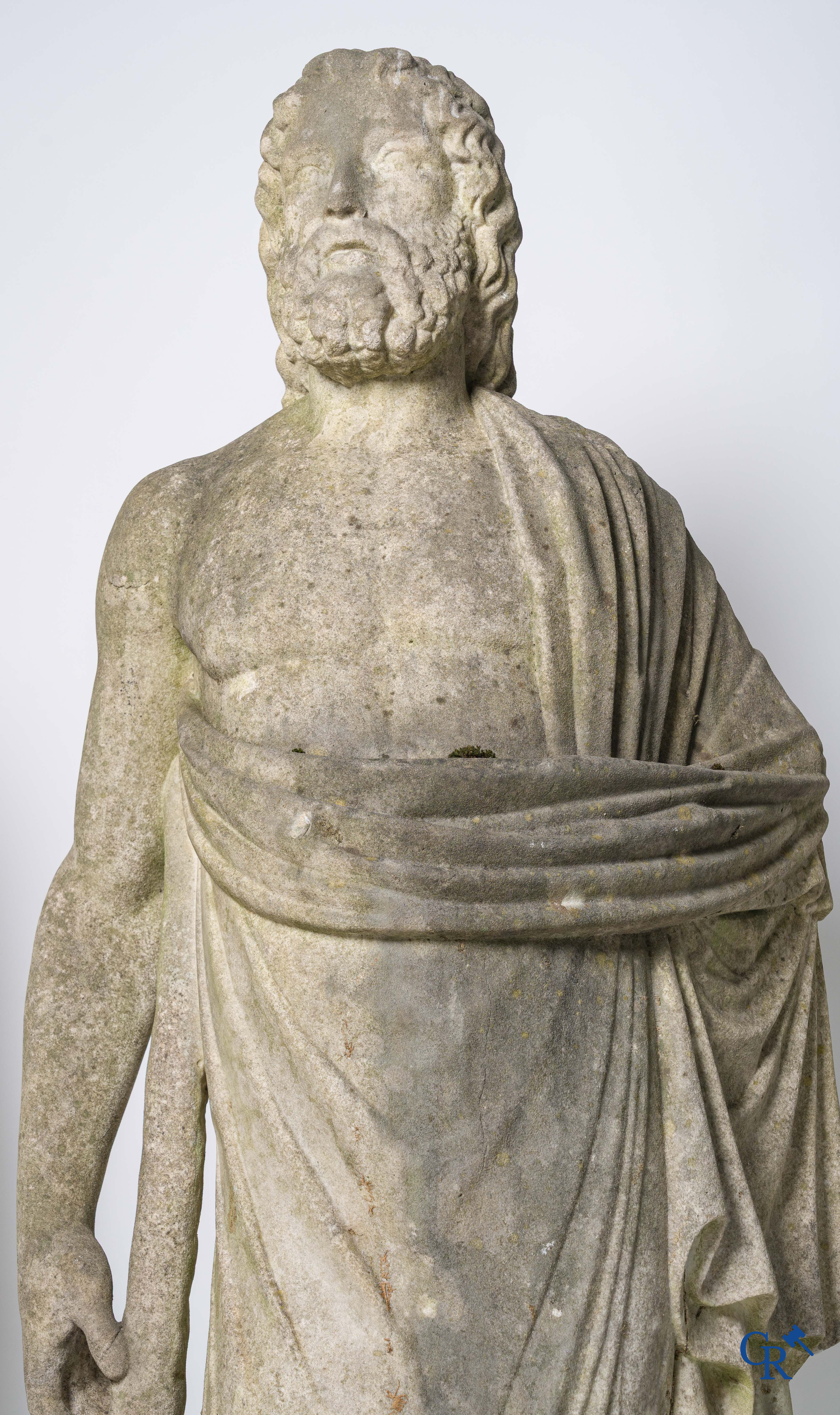 2 Imposing sculptures in carved marble. The Roman goddess Cerès and the Greek god Asklepios. Circa 1700-1750.