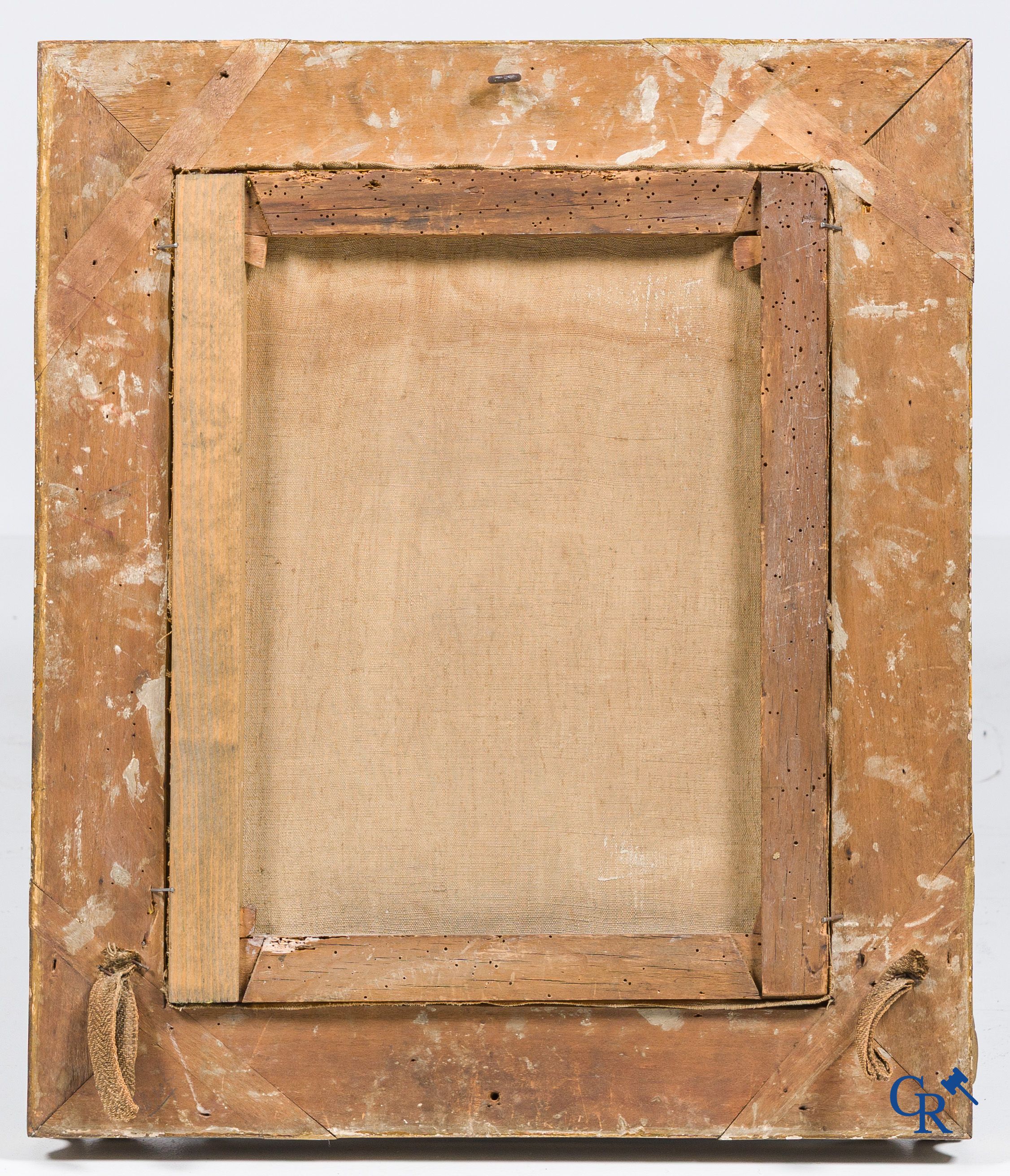 Paintings. 2 portrait paintings in gilded frames. 19th century.