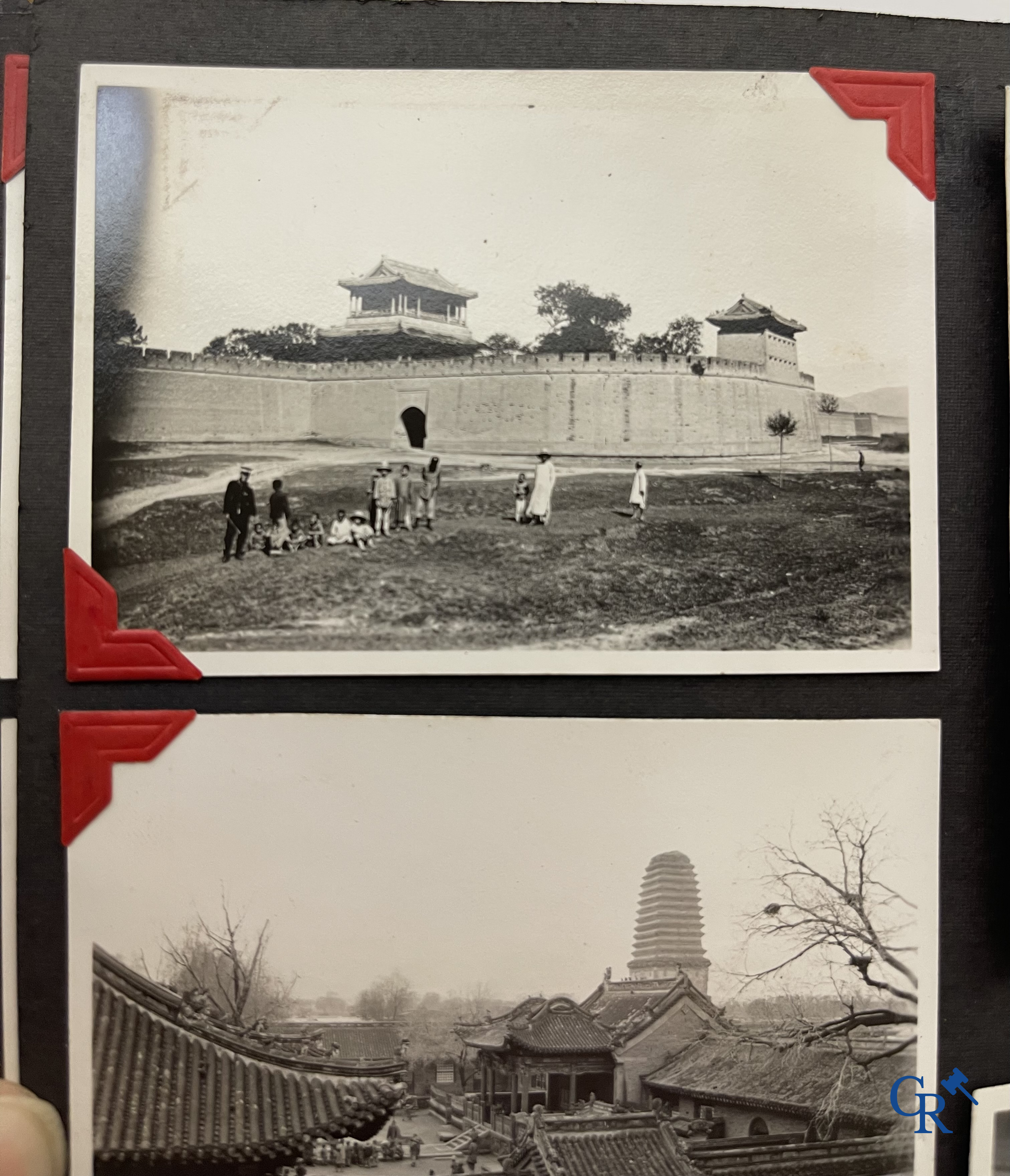 Aziatica, een belangrijk album met reisfoto's uit China. Onder andere Datong, Peking, Beijing, Hohhot, enz. Circa 1900.