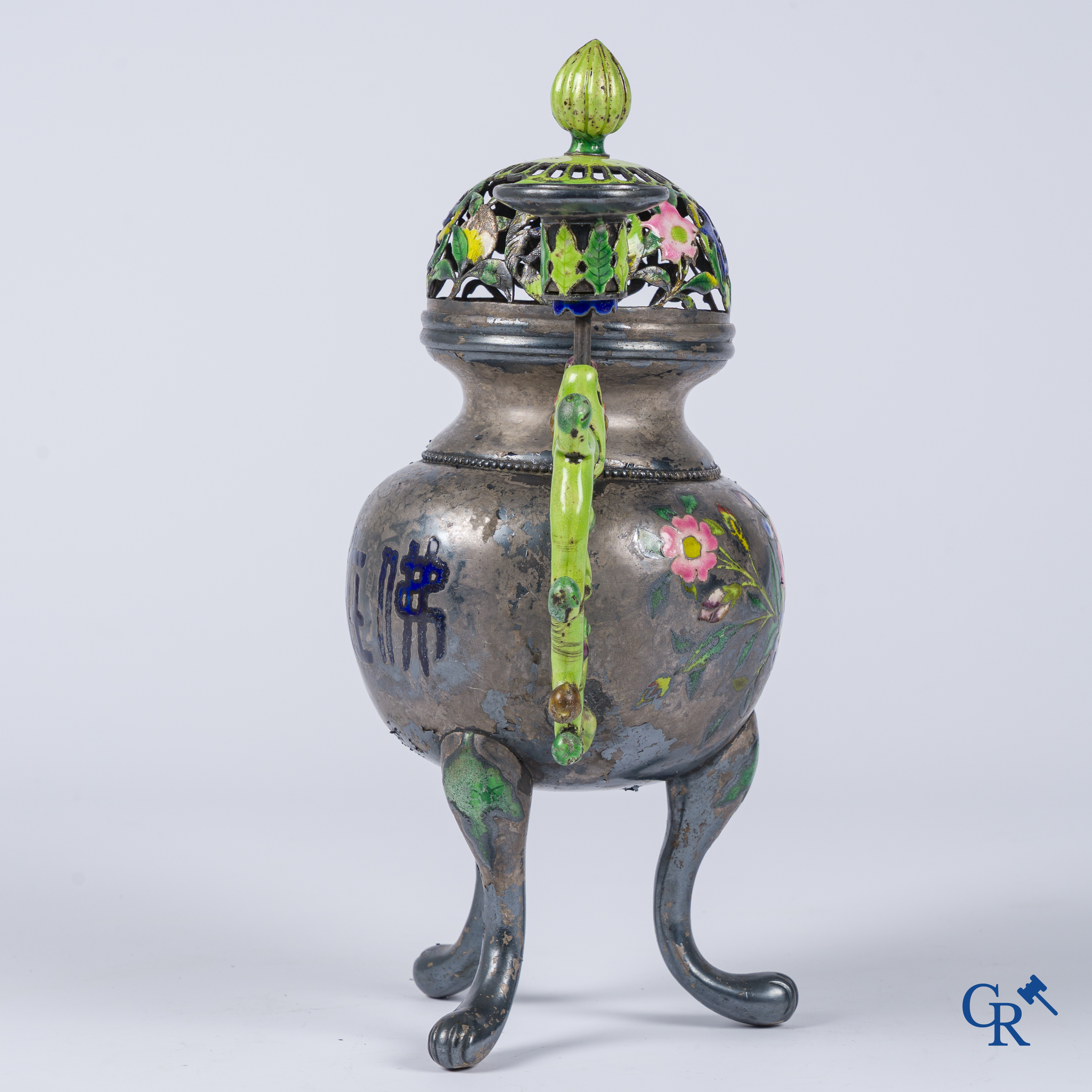 Asian Art, a Chinese silver and enamelled incense burner with candle holders. Marked. 18th-19th century.