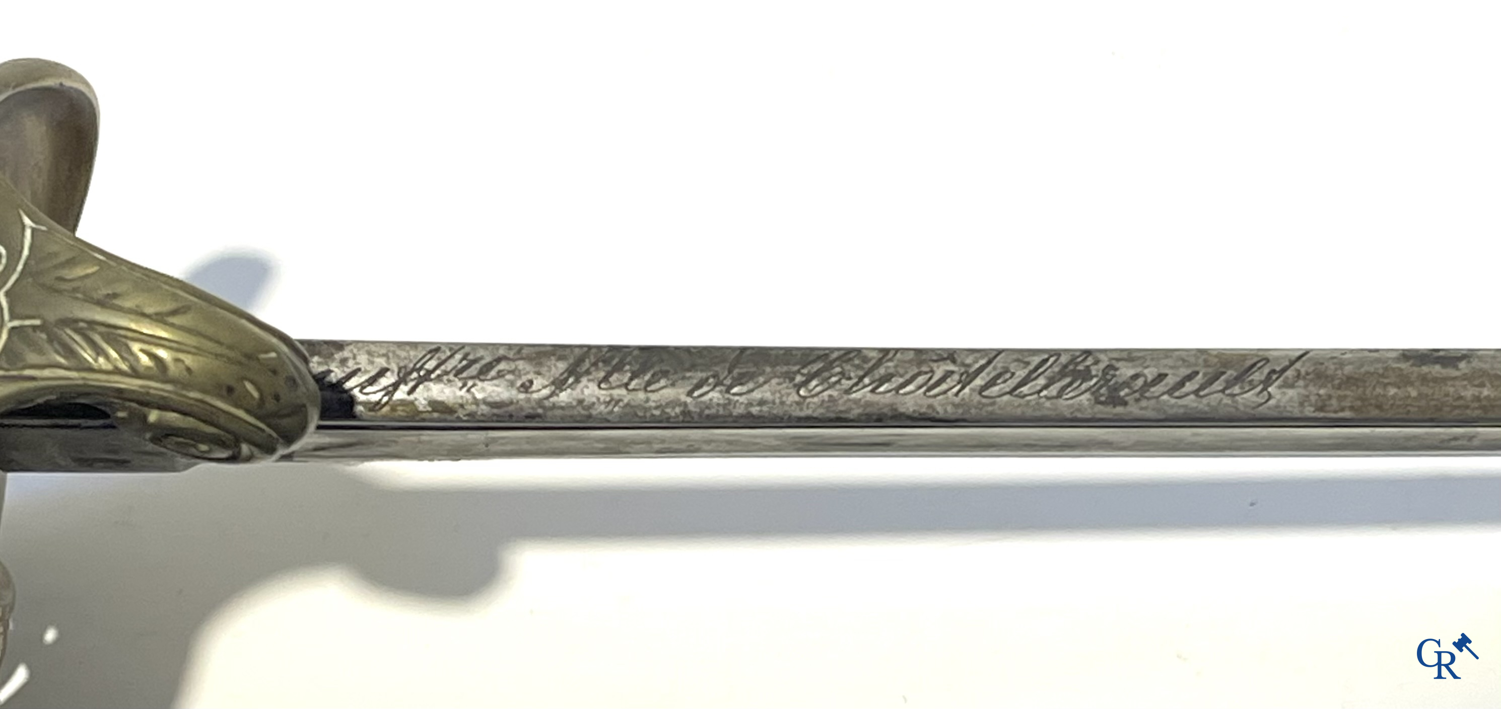 Fonson Bruxelles, sabre d'officier belge. Manuffre. Allé de Châtellerault. XIXe siècle.