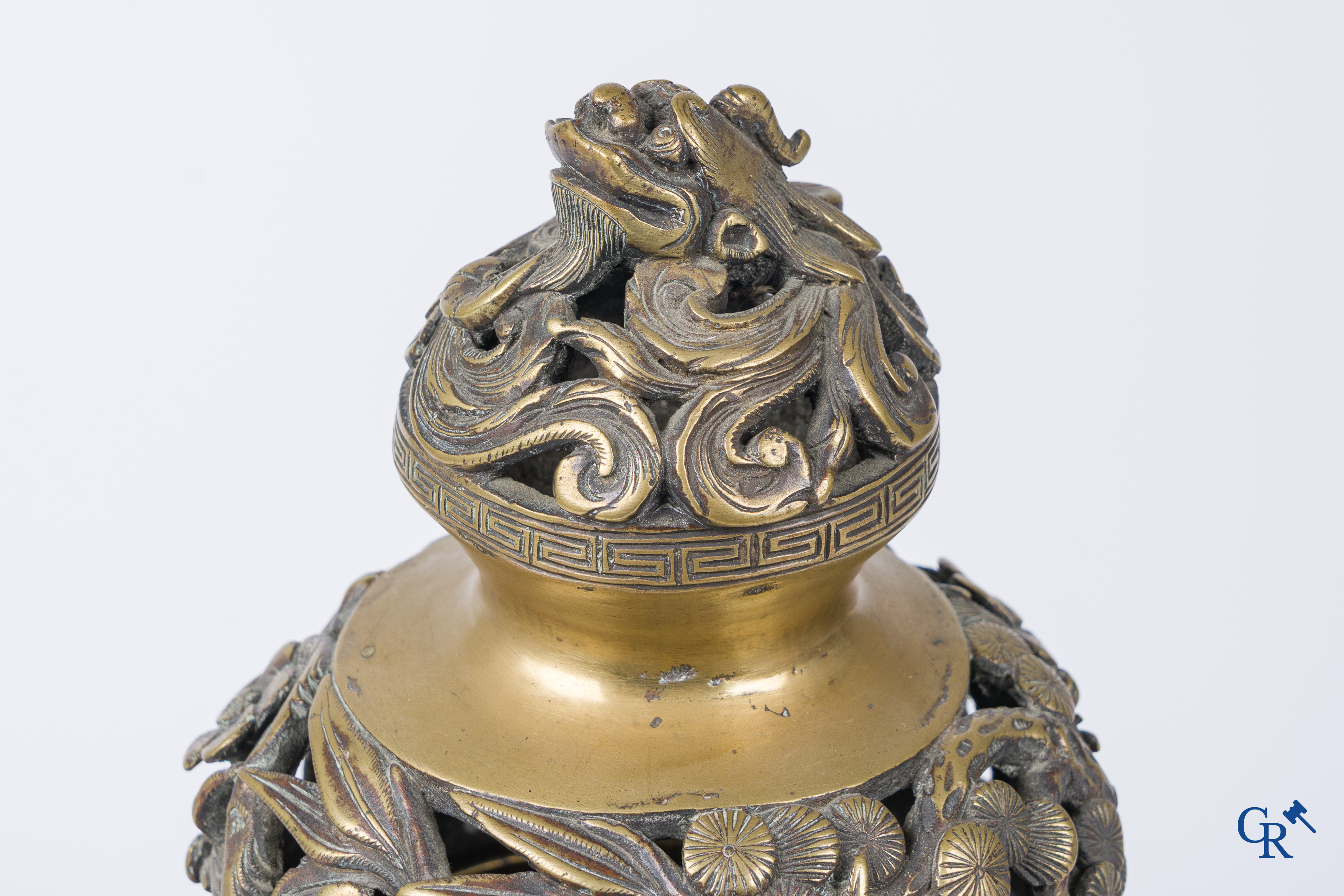 Asian Art. A large 3-legged and decorated bronze incense burner. China 18th-19th century.
