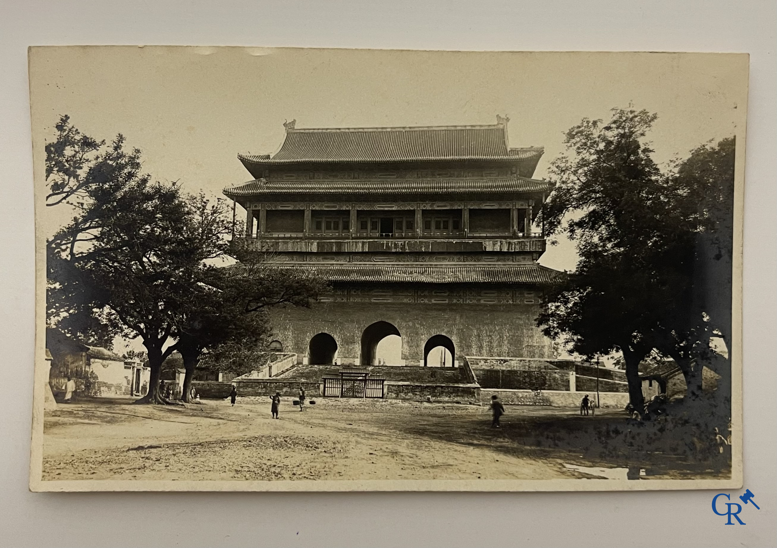 Aziatica, een belangrijk album met reisfoto's uit China. Onder andere Datong, Peking, Beijing, Hohhot, enz. Circa 1900.
