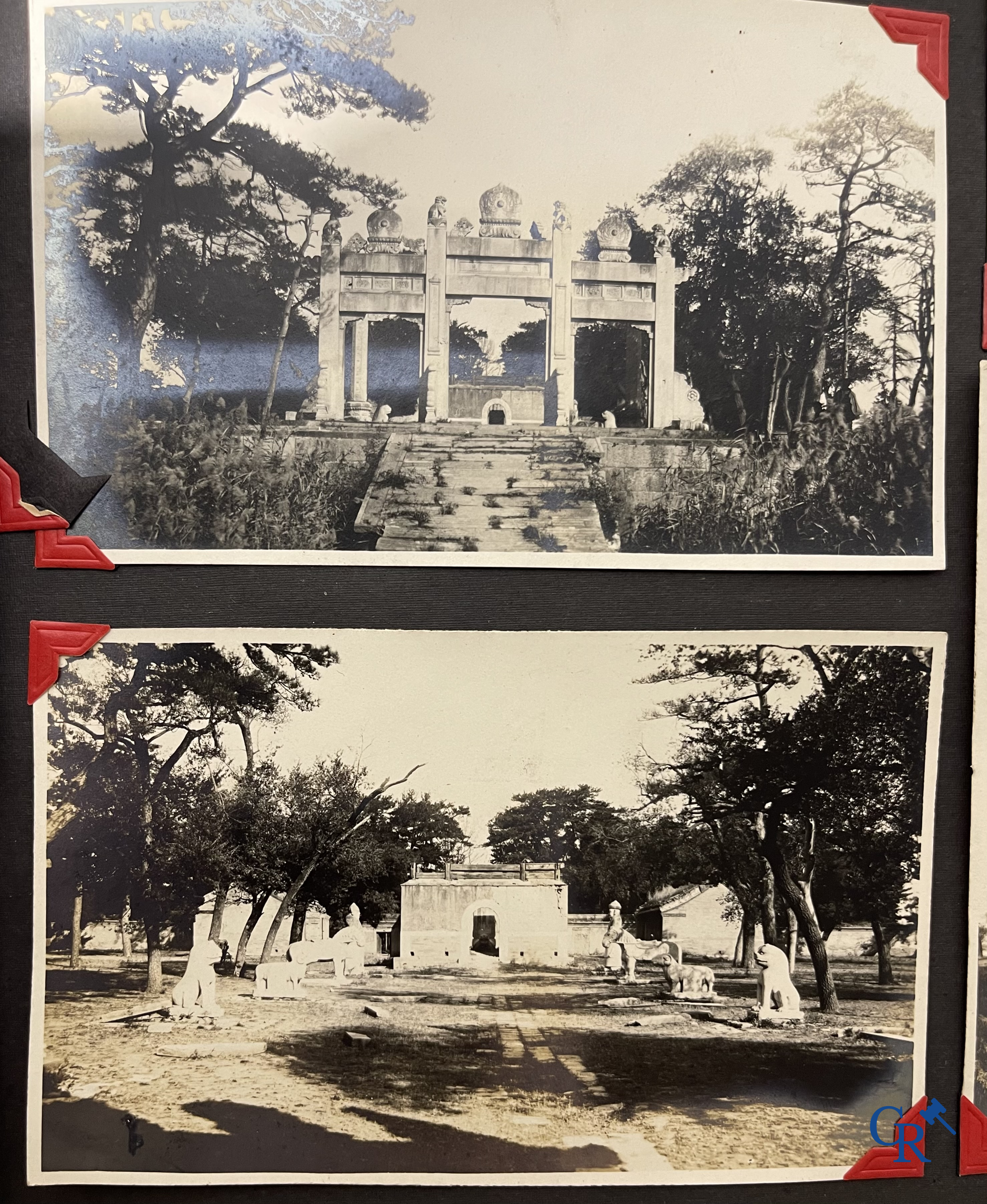 Aziatica, een belangrijk album met reisfoto's uit China. Onder andere Datong, Peking, Beijing, Hohhot, enz. Circa 1900.