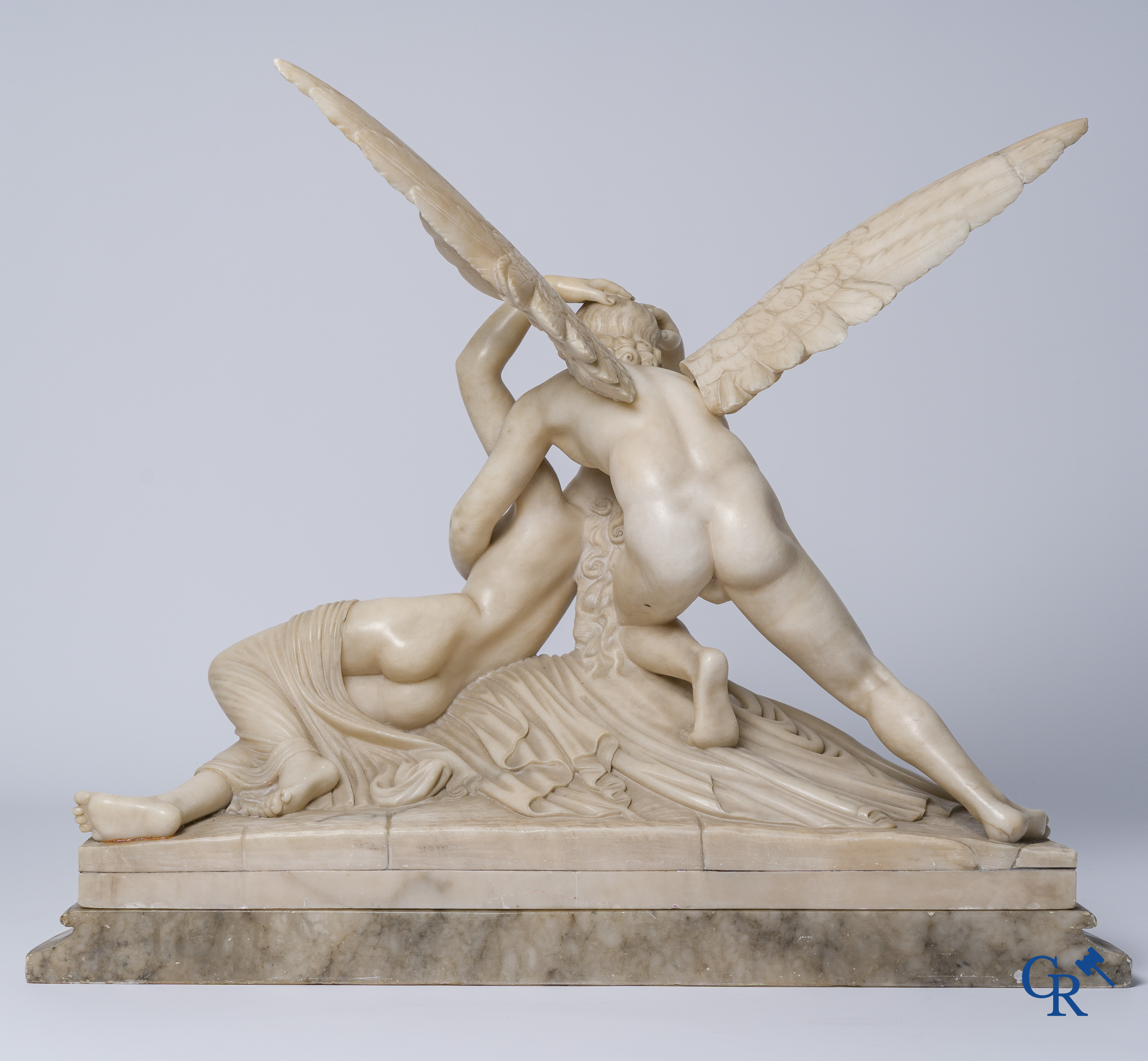 Antonio Canova (d'après) Albast. Psyché ranimée par le baiser de l'Amour. Vers 1920.
