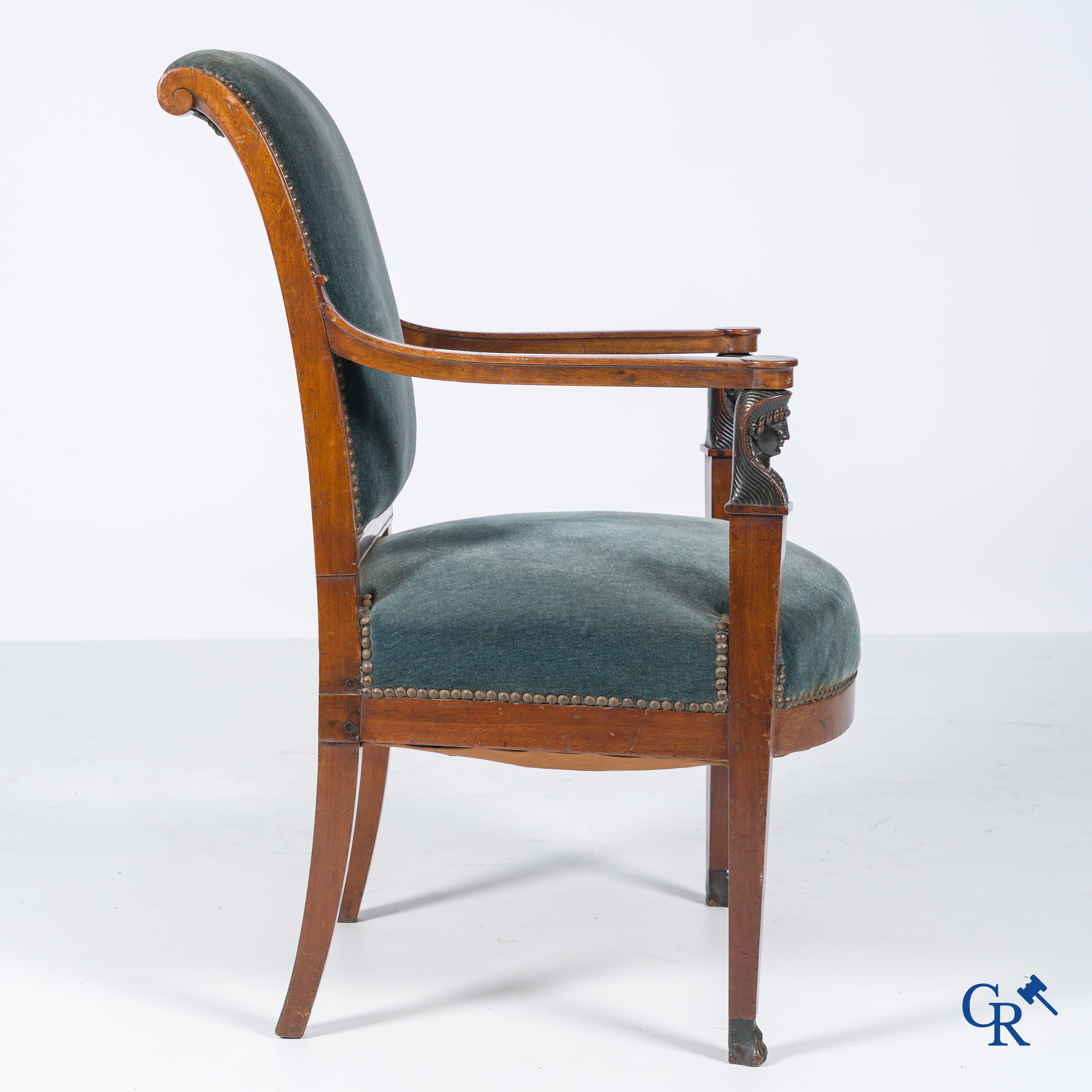 Empire. An office chair in mahogany, Retour d'Egypt style. Empire period, circa 1815.