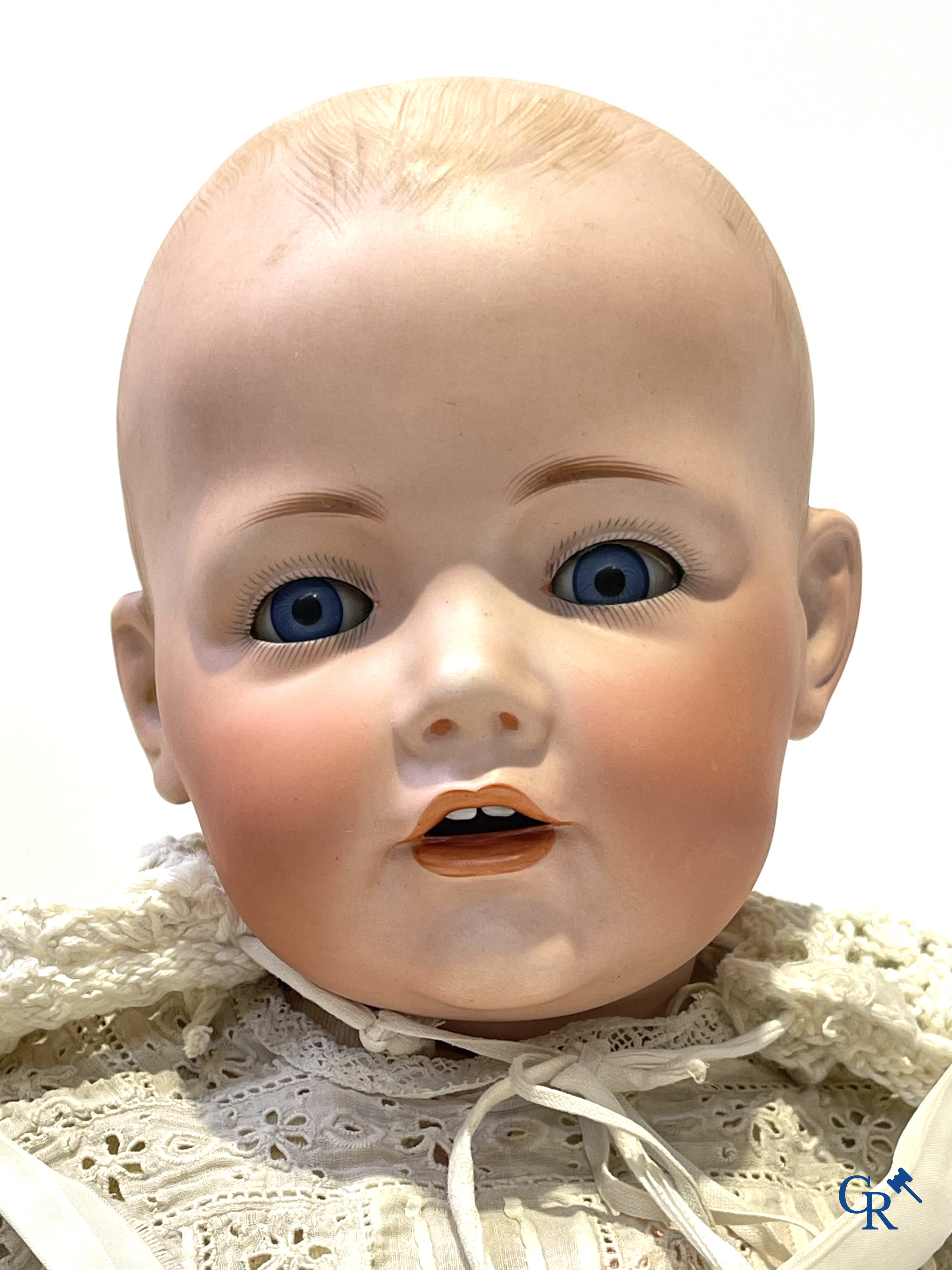 Oud speelgoed, een kavel van 3 antieke poppen met porseleinen hoofd. Hilda JD Kestner, Blanchette, Heubach Koppelsdorf.