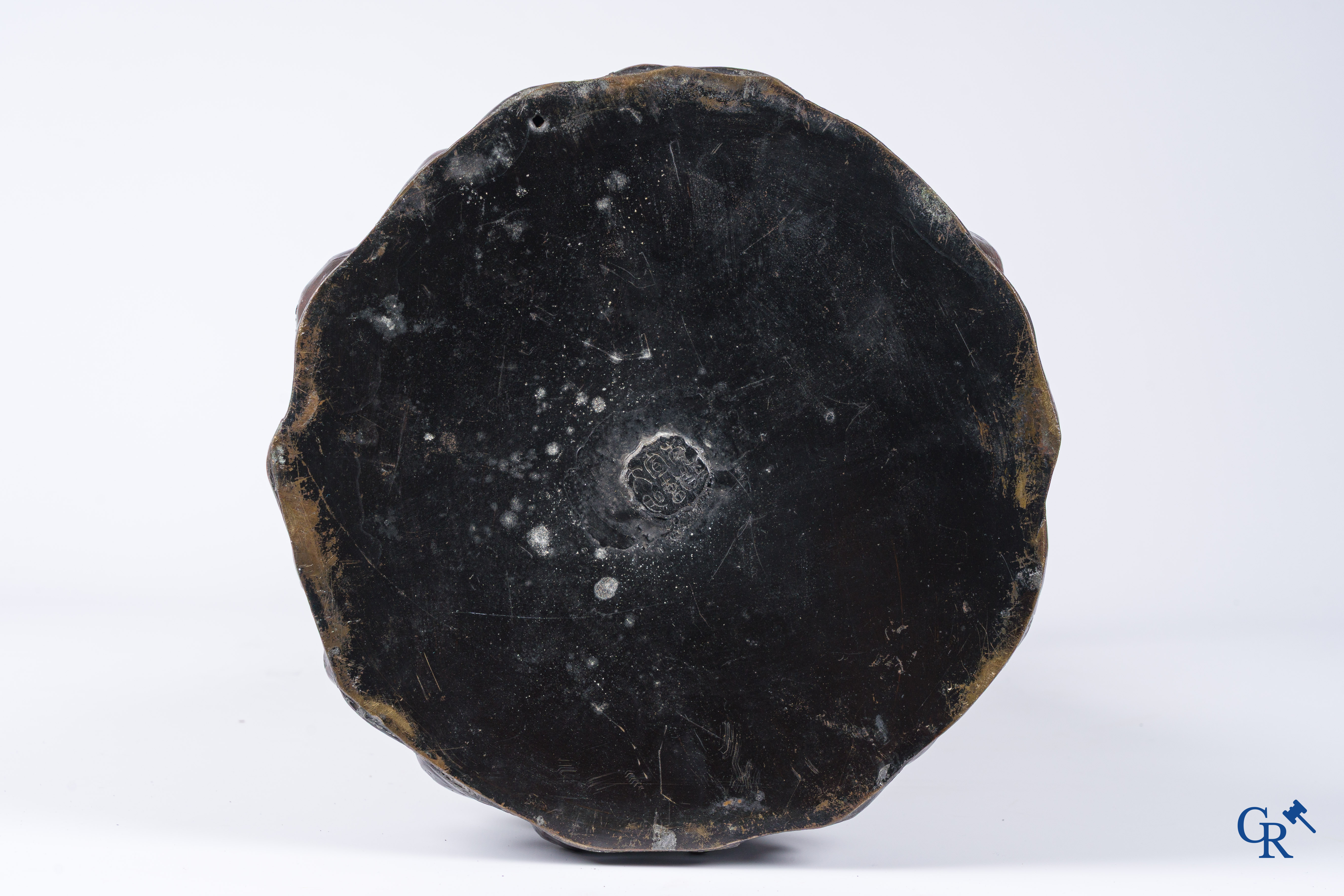 Asian Art, a large Japanese champlevé bronze figure of a standing Guanyin. 19th century.