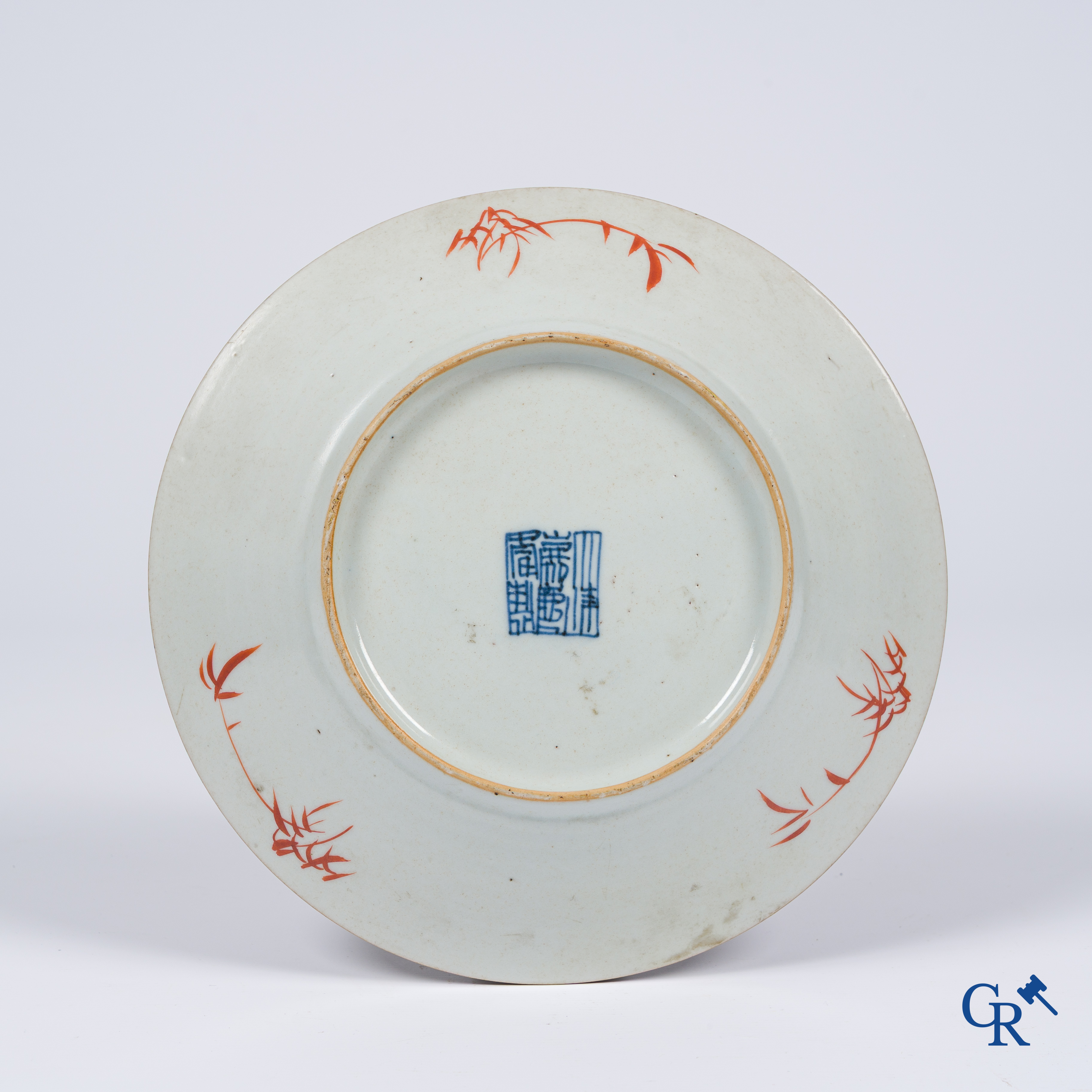 Asian Art, Chinese porcelain. A large Chinese "café au lait" bowl and saucer. 4 cups with saucers attached.