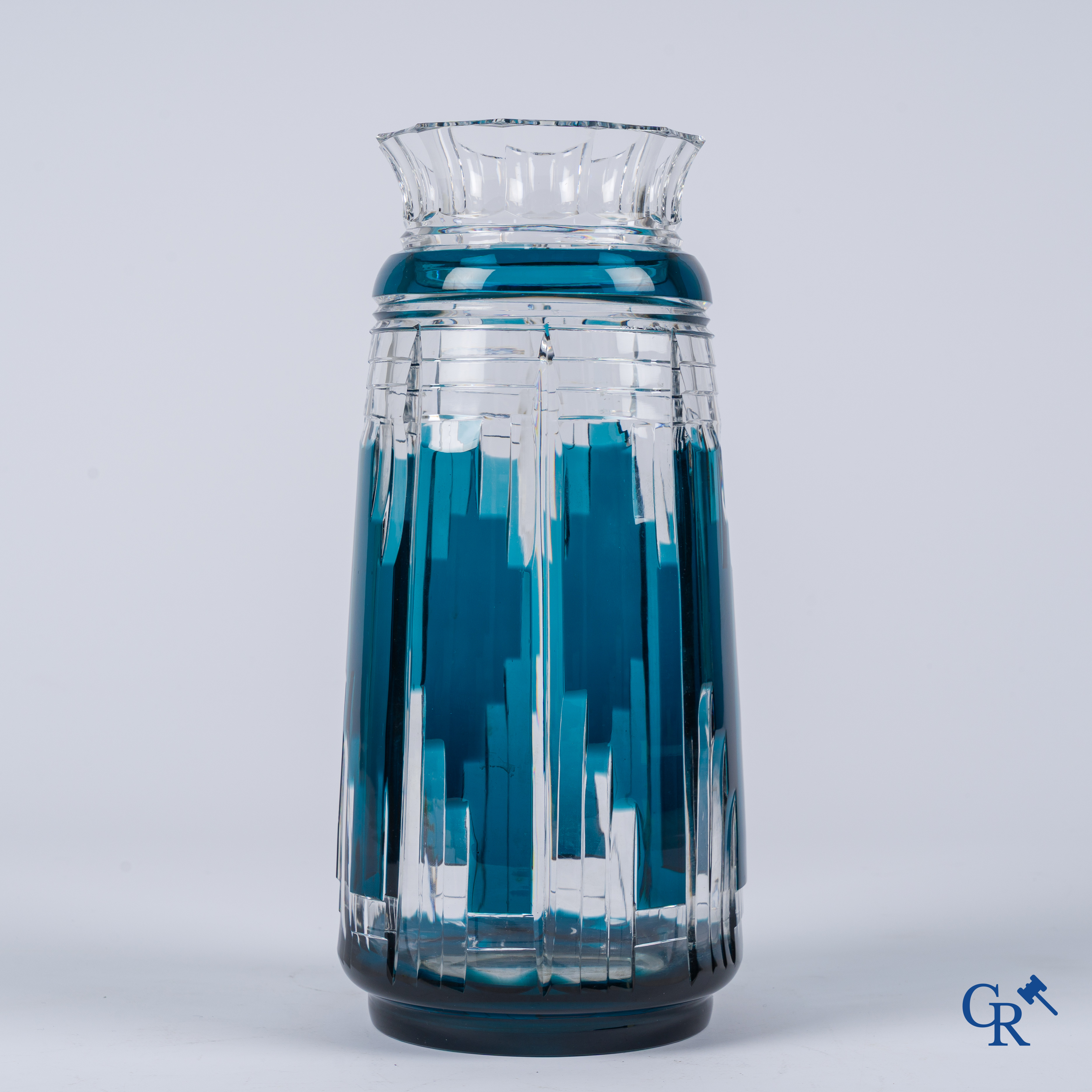 Art Deco, Val Saint Lambert. Vaas in groen-blauw en helder kristal. Circa 1930. Gemerkt.