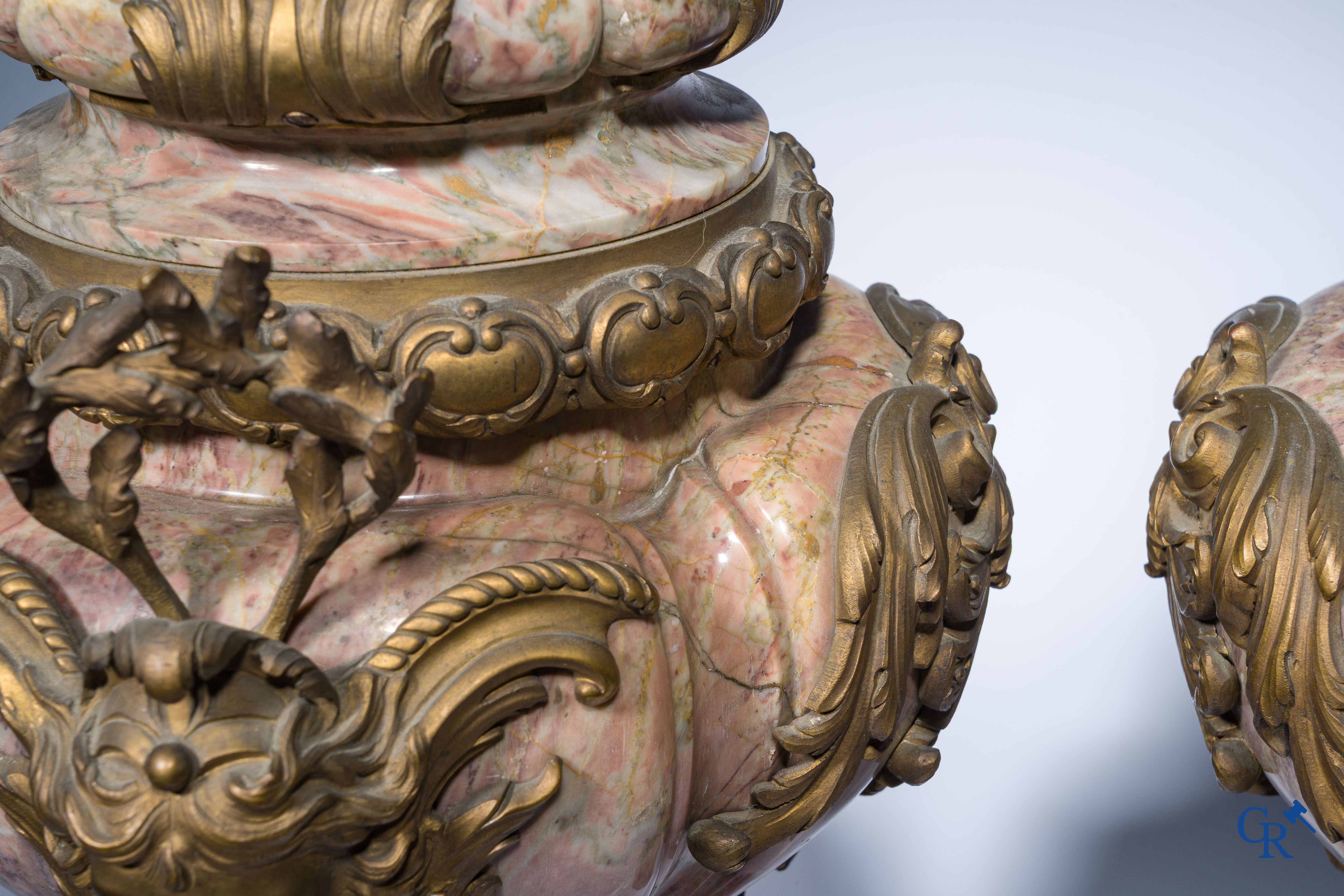 Exceptionally pair of cassolettes in finely carved marble and bronze mounts. LXVI style.