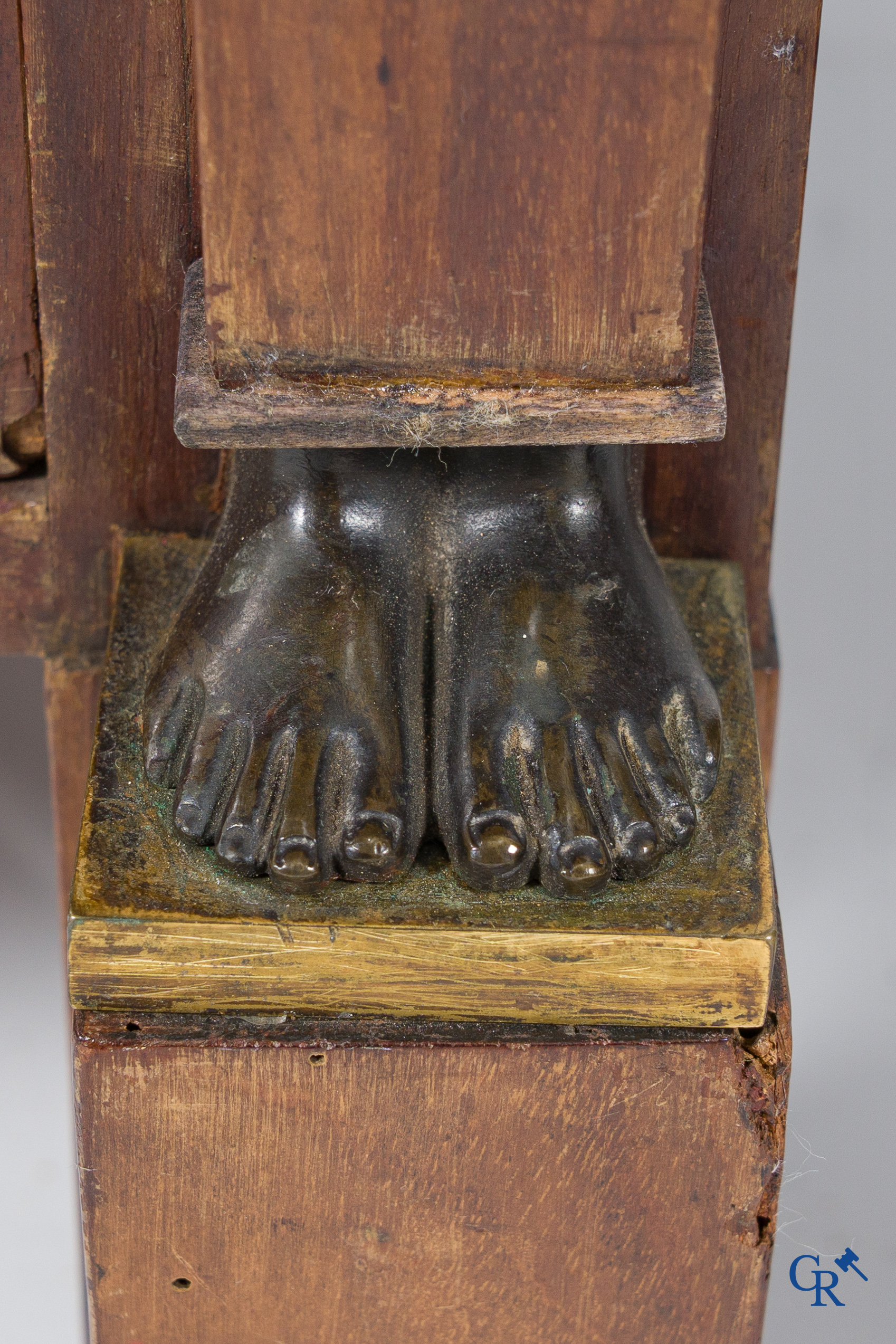 Chapuis, a mahogany wooden men's dressing table and ladies' dressing table with chiseled bronzes. Empire, circa 1810.