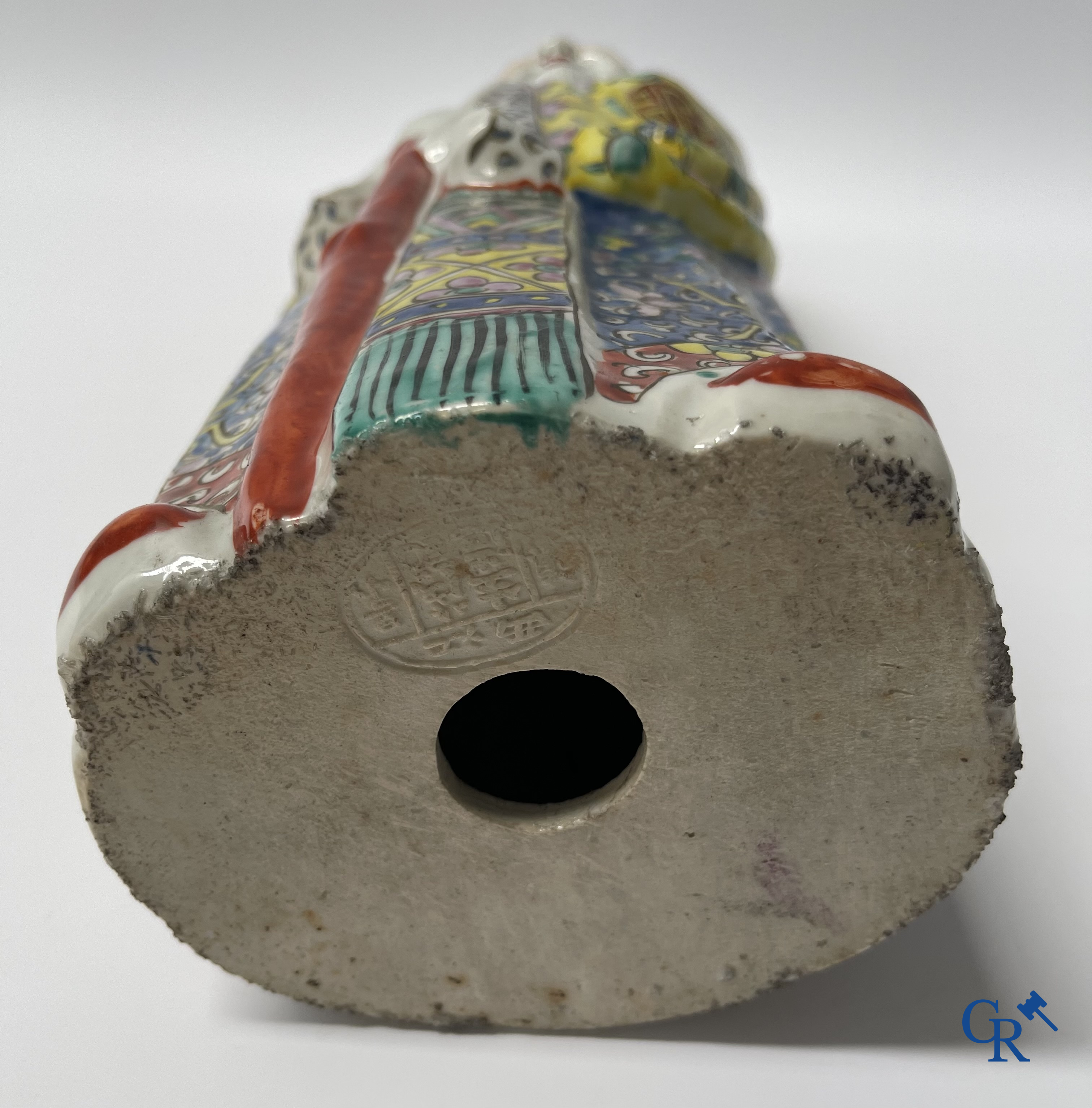 Art Asiatique, porcelaine chinoise. 3 figures d'immortels en porcelaine famille rose. 19ème siècle.