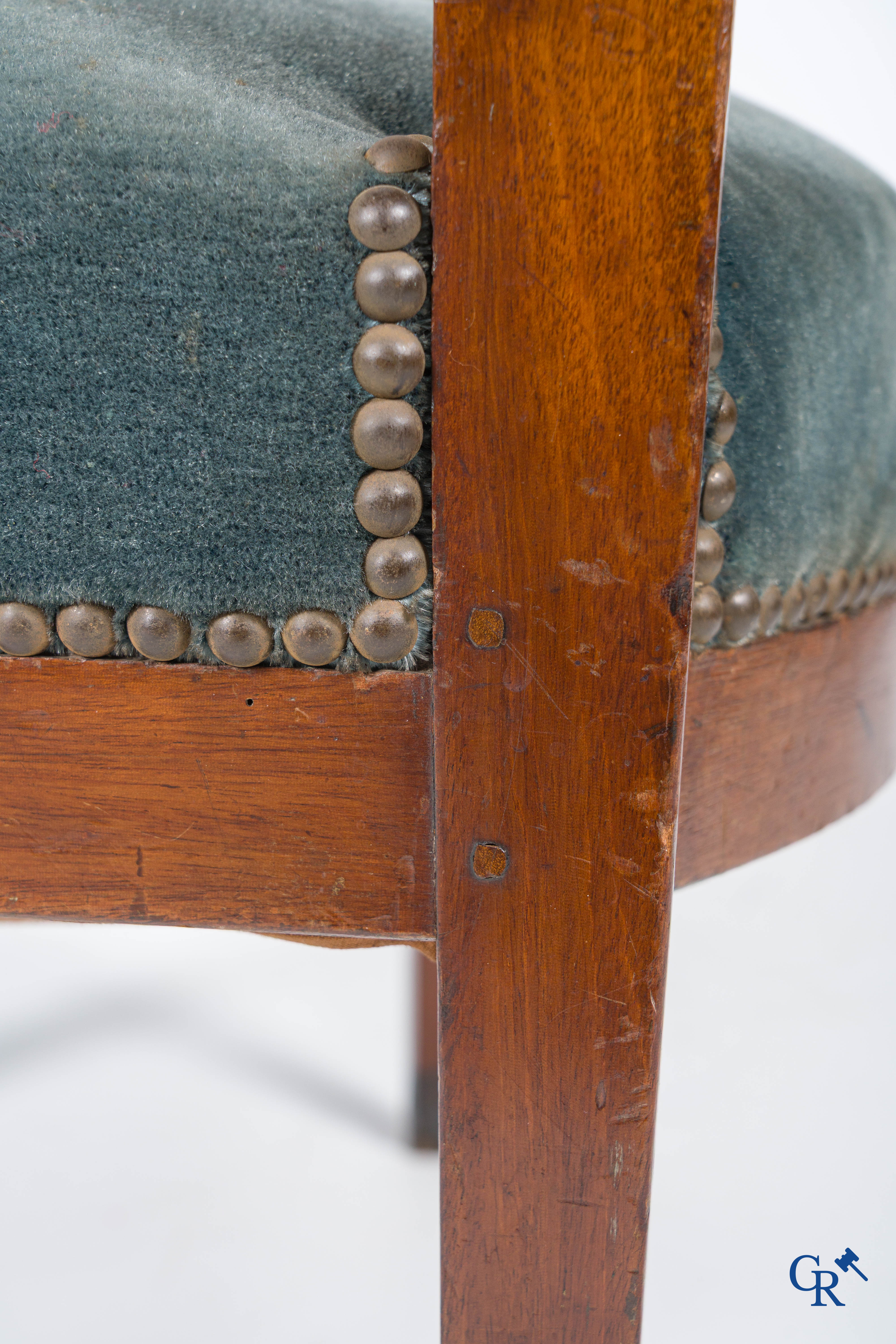 Empire. An office chair in mahogany, Retour d'Egypt style. Empire period, circa 1815.